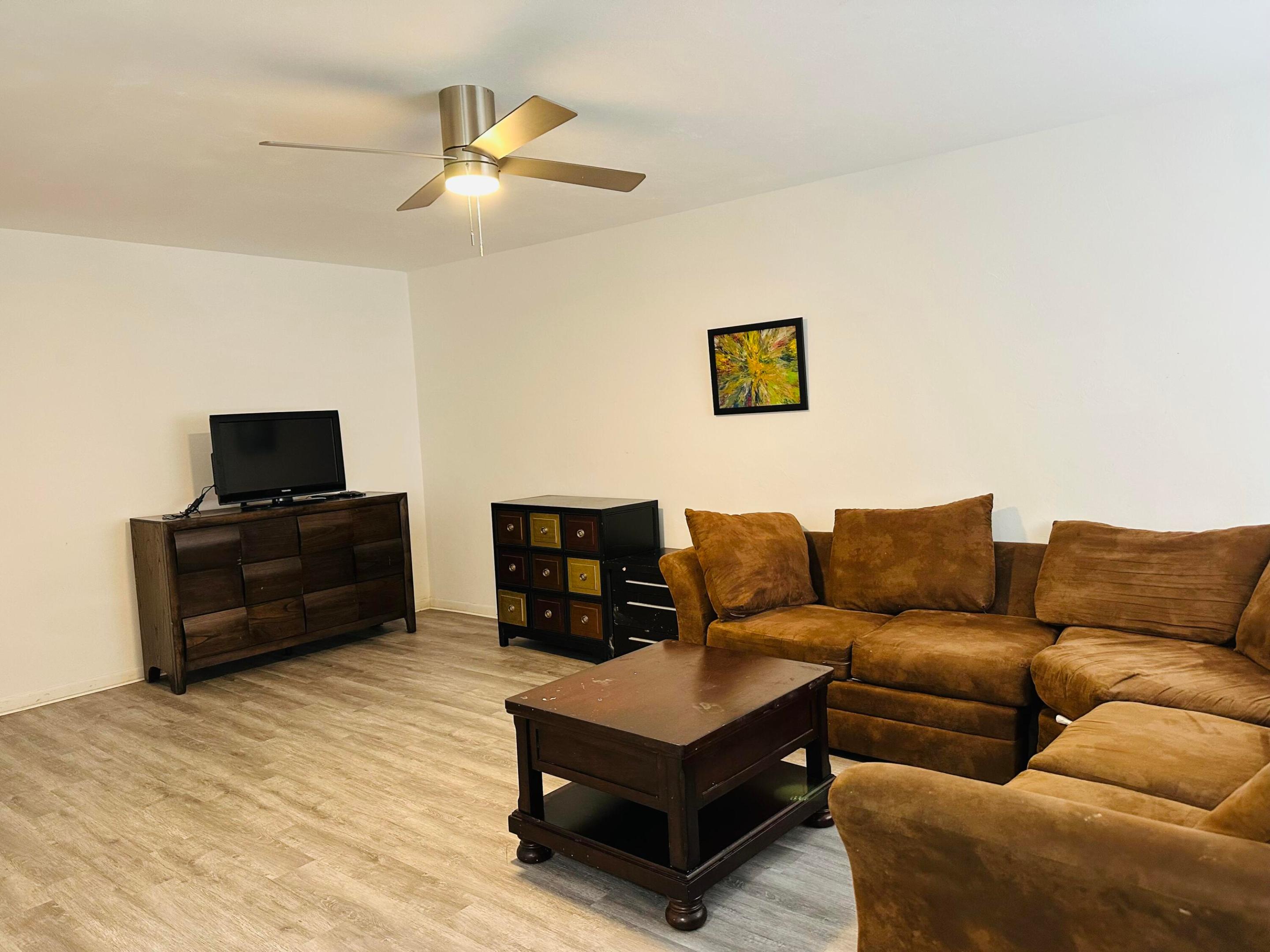 MURRY HILLS APT BLDG CONDO - Residential Lease