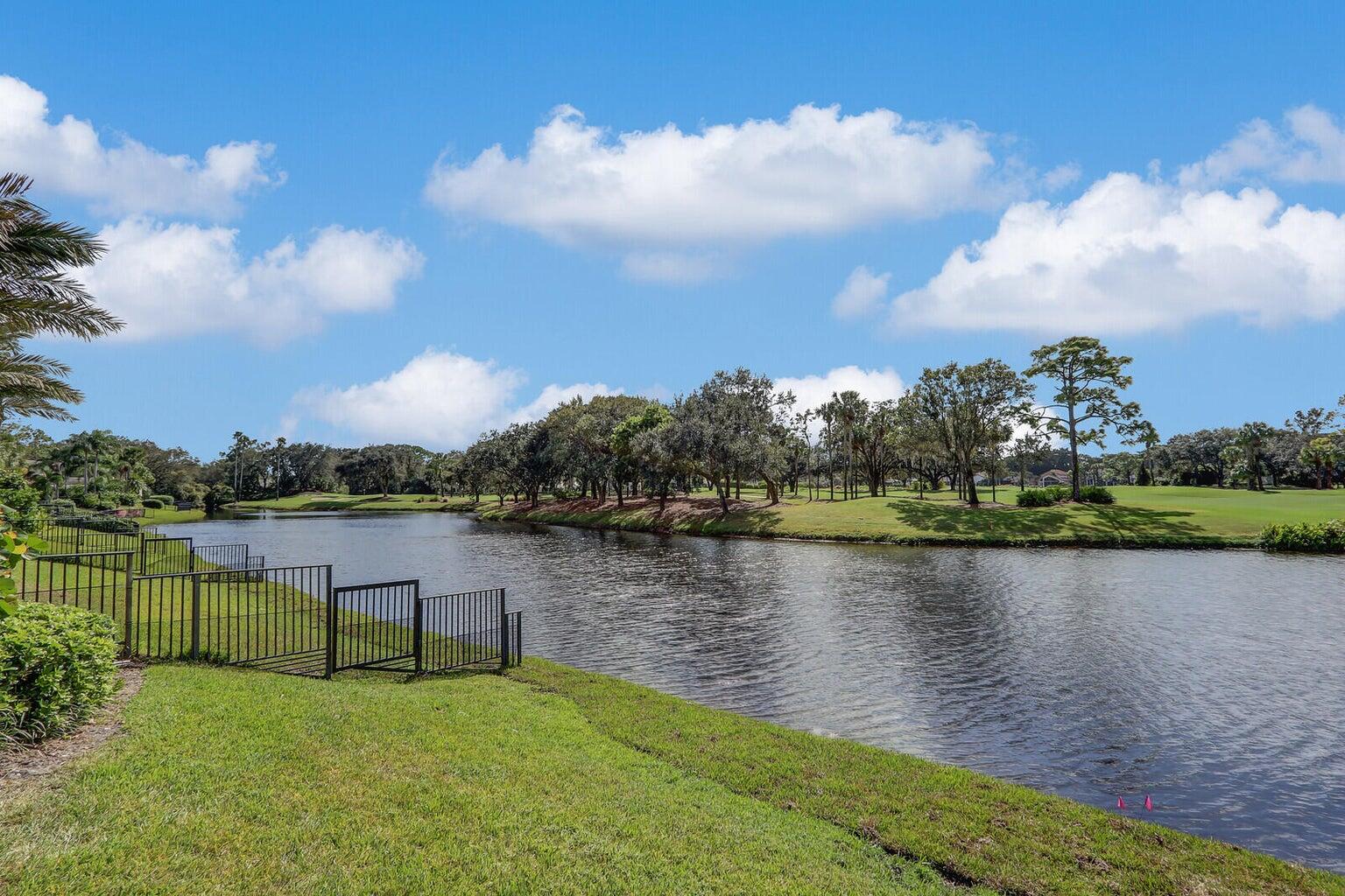 FRENCHMANS CREEK - Residential