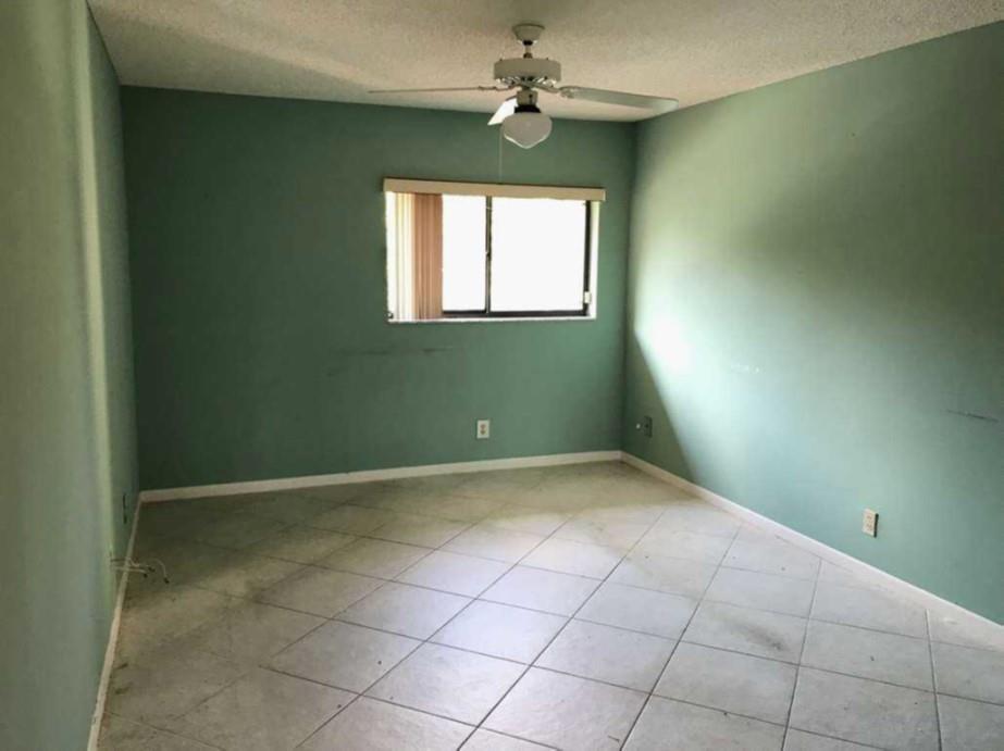PALM CHASE - Residential