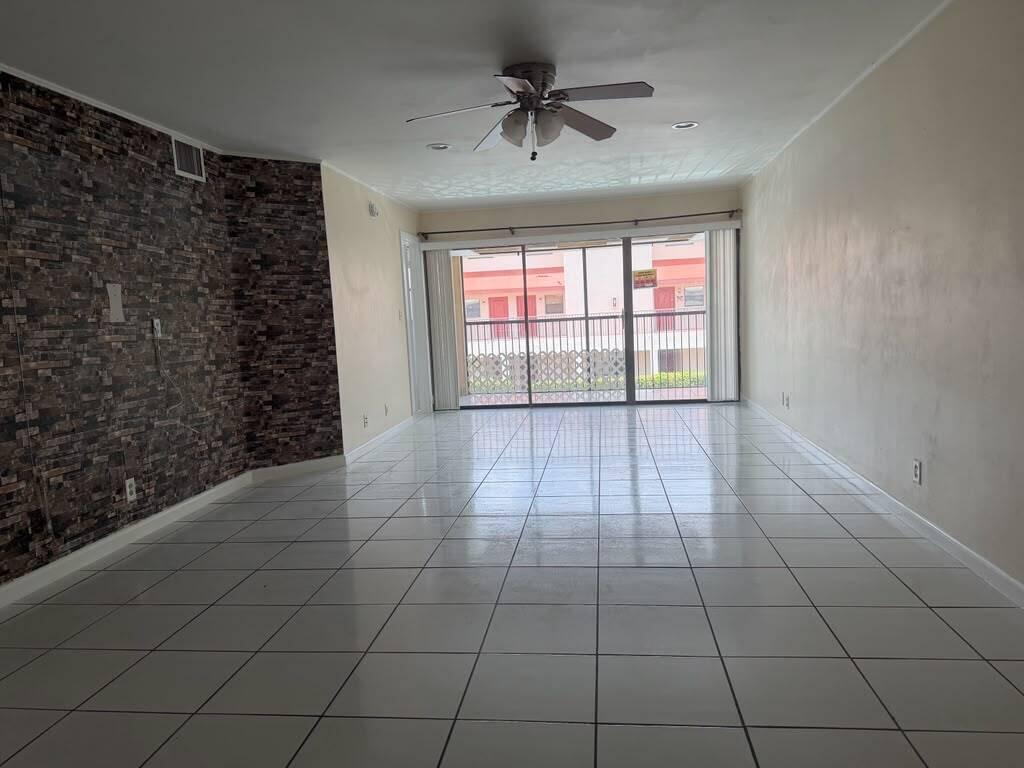 CORAL PLAZA CONDO - Residential
