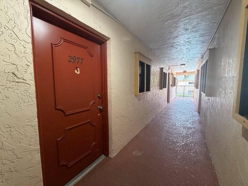 CORAL PLAZA CONDO - Residential