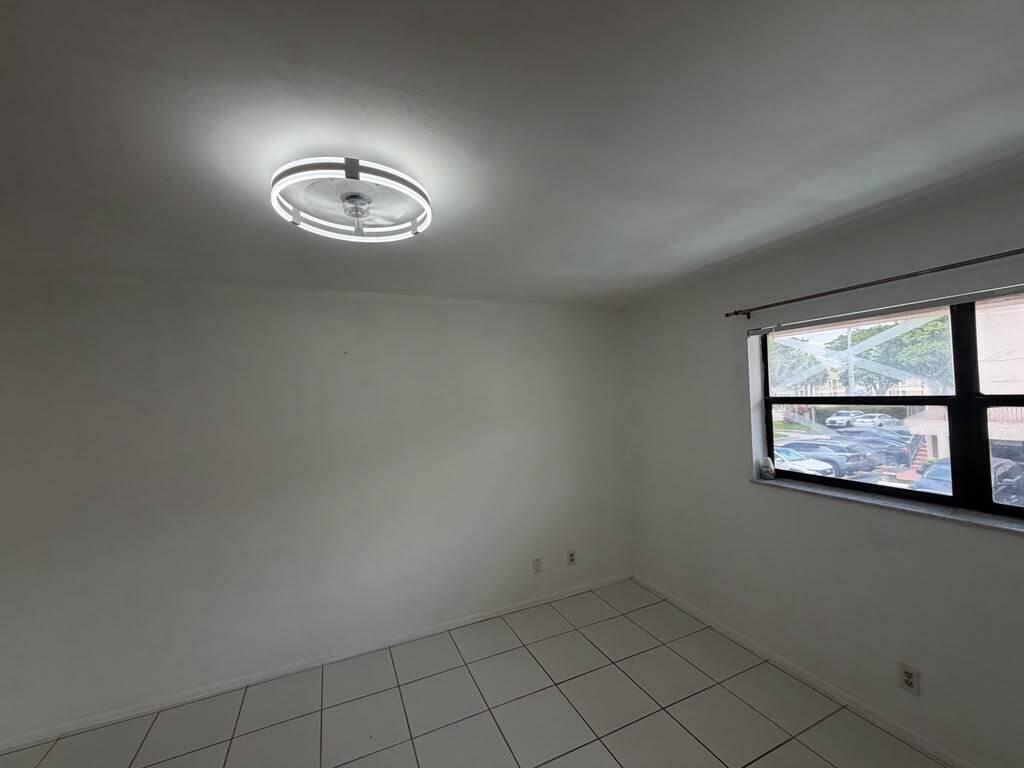 CORAL PLAZA CONDO - Residential
