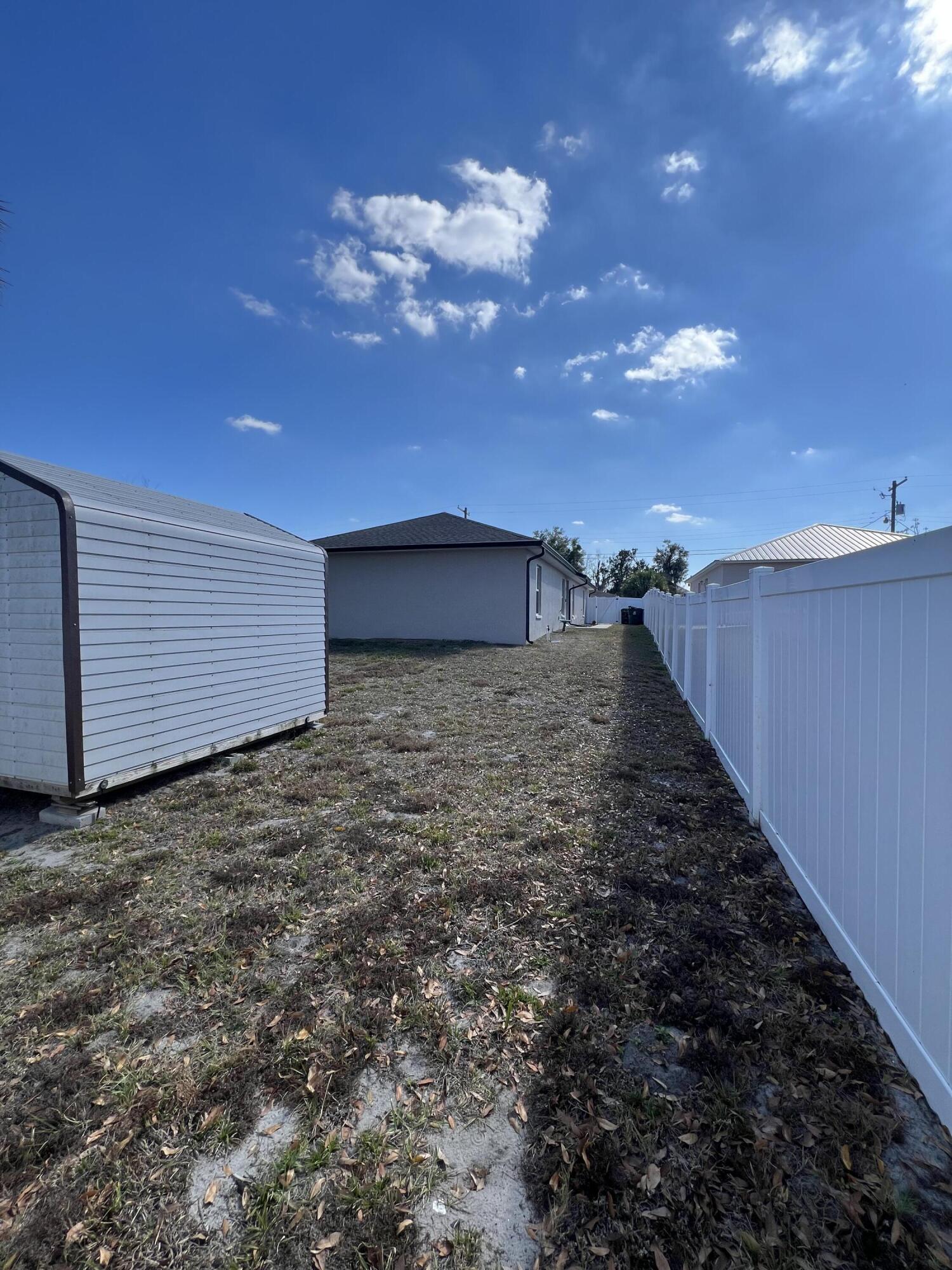 HIGHLAND SUBDIVISION - Residential Income