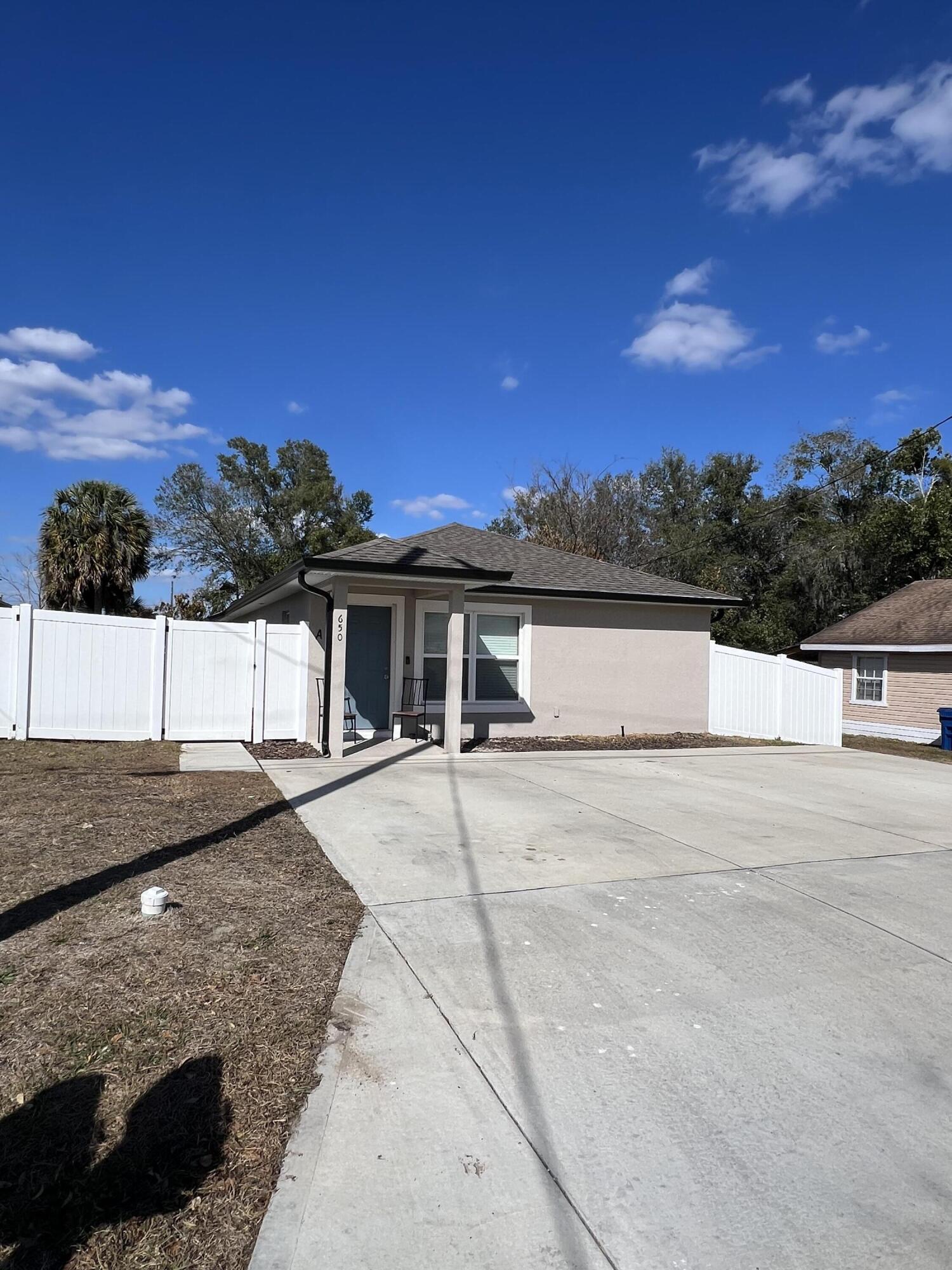 HIGHLAND SUBDIVISION - Residential Income