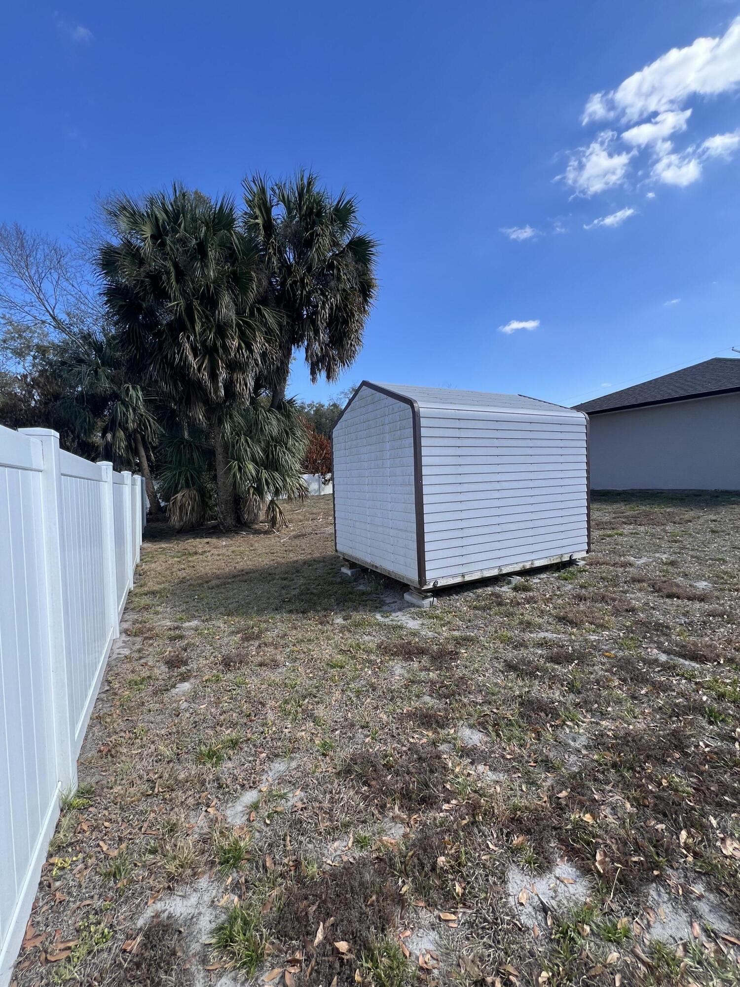 HIGHLAND SUBDIVISION - Residential Income