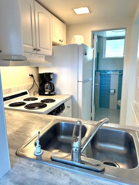 HILLSBORO SHORES EXECUTIVE - Residential