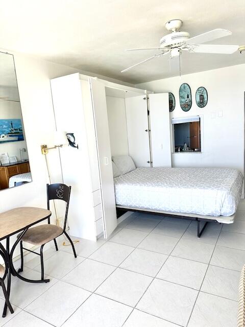 HILLSBORO SHORES EXECUTIVE - Residential