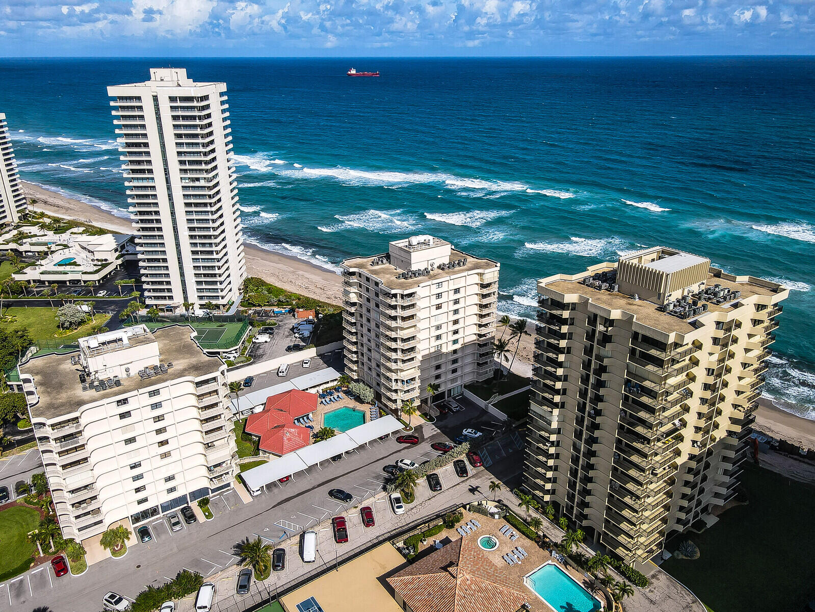 SEAGRAPE CONDO - Residential
