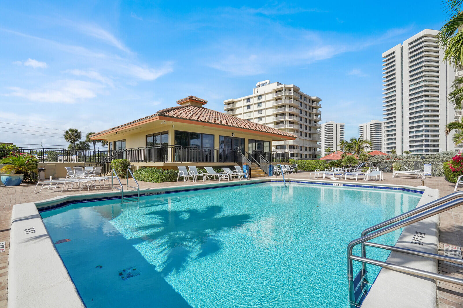 SEAGRAPE CONDO - Residential