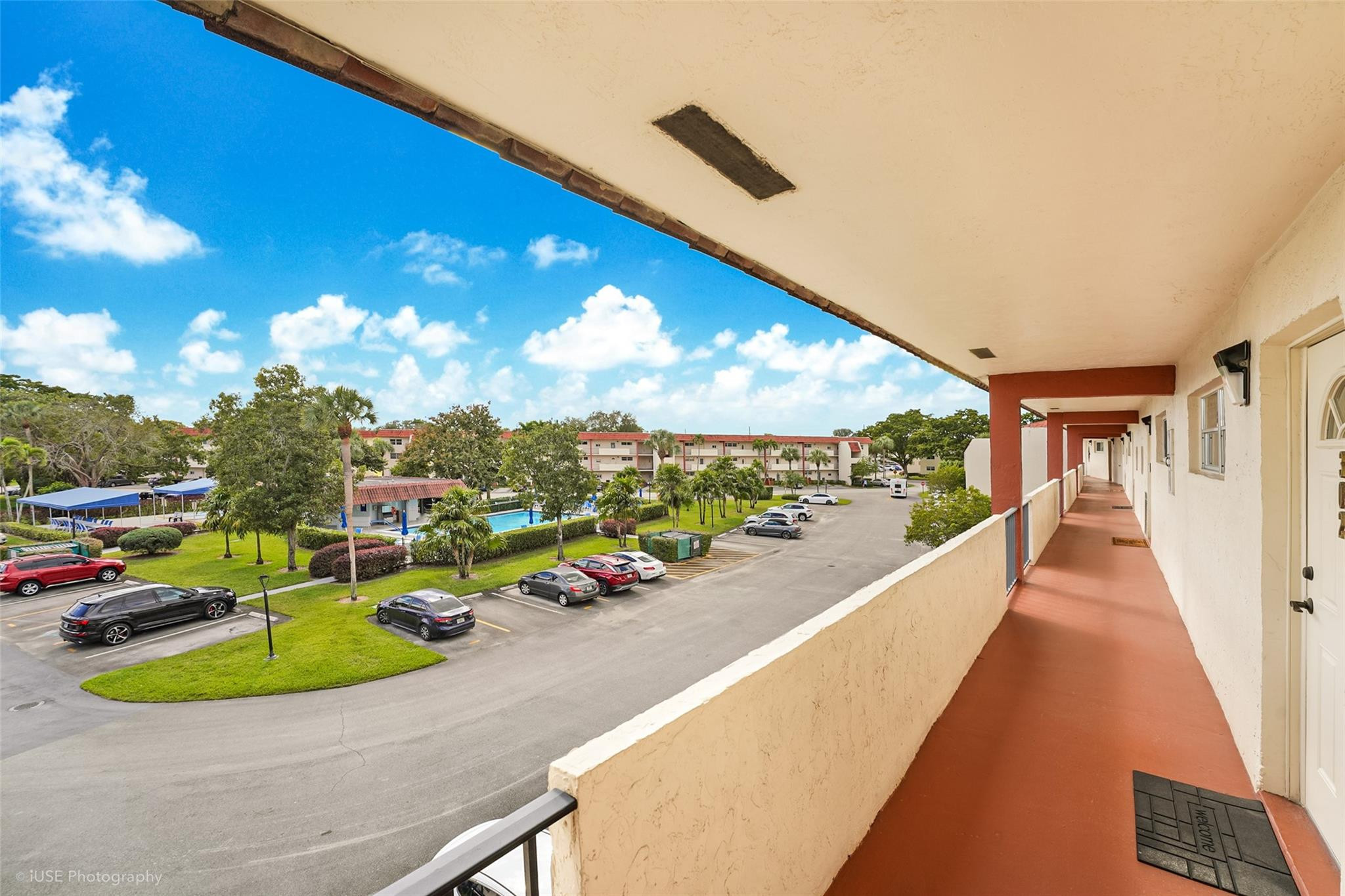 HOLLYBROOK GOLF AND TENNI - Residential