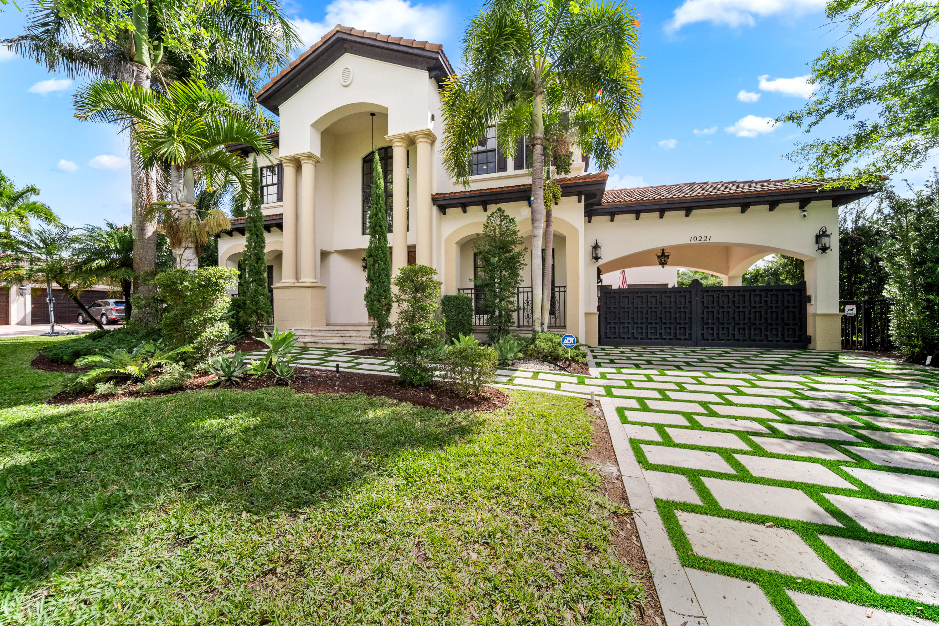 PARKLAND ESTATES 174 69 - Residential