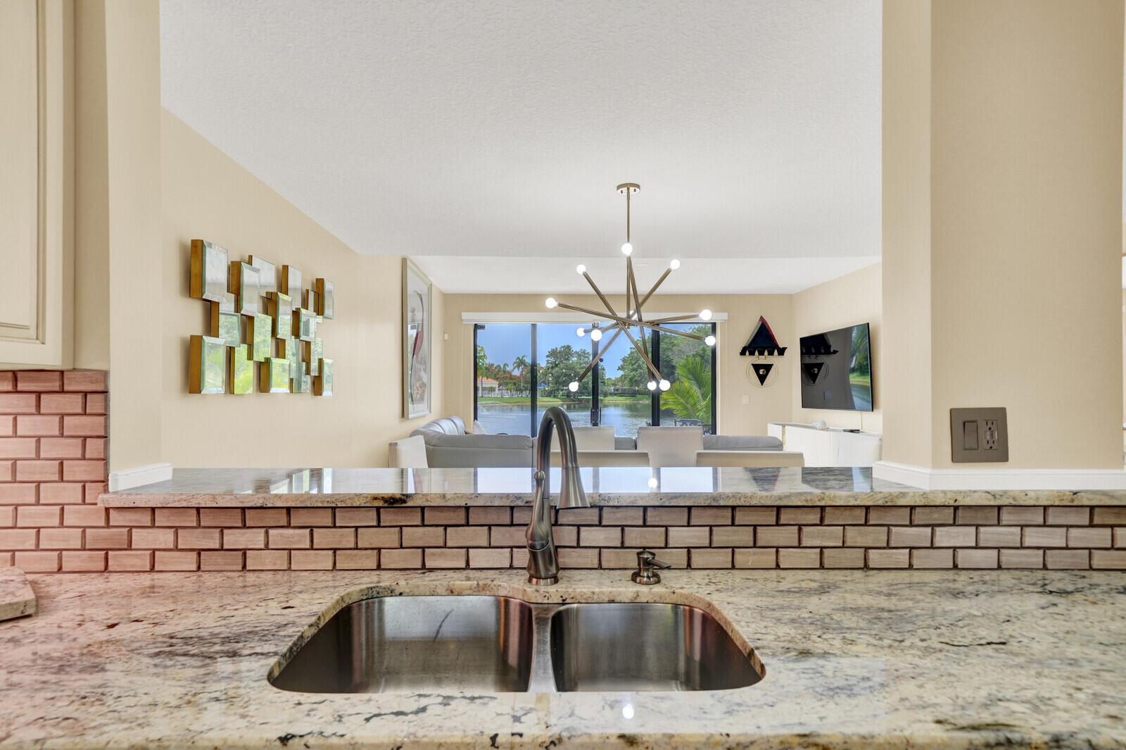 Villa San Remo - Residential