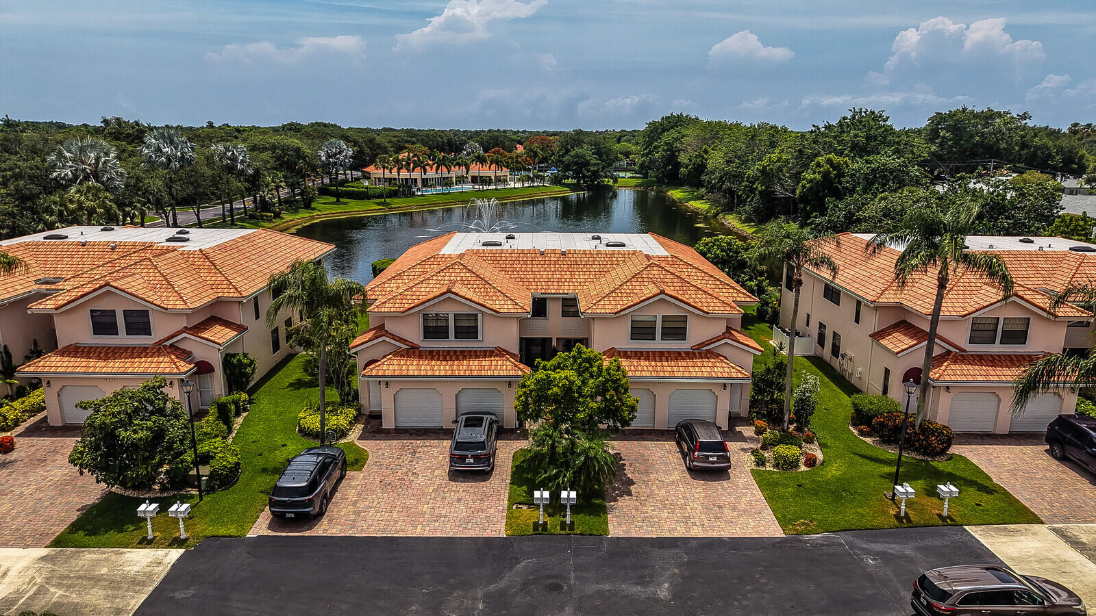 Villa San Remo - Residential