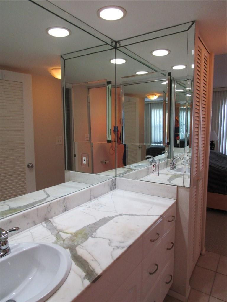 Parliament House Condo - Residential Lease