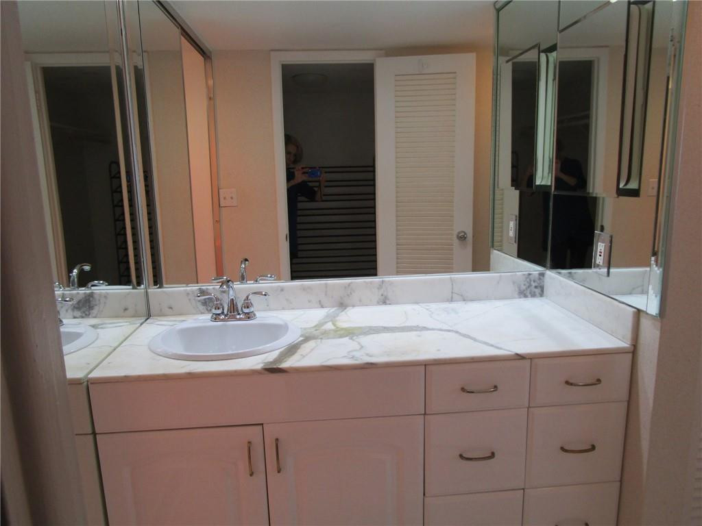 Parliament House Condo - Residential Lease