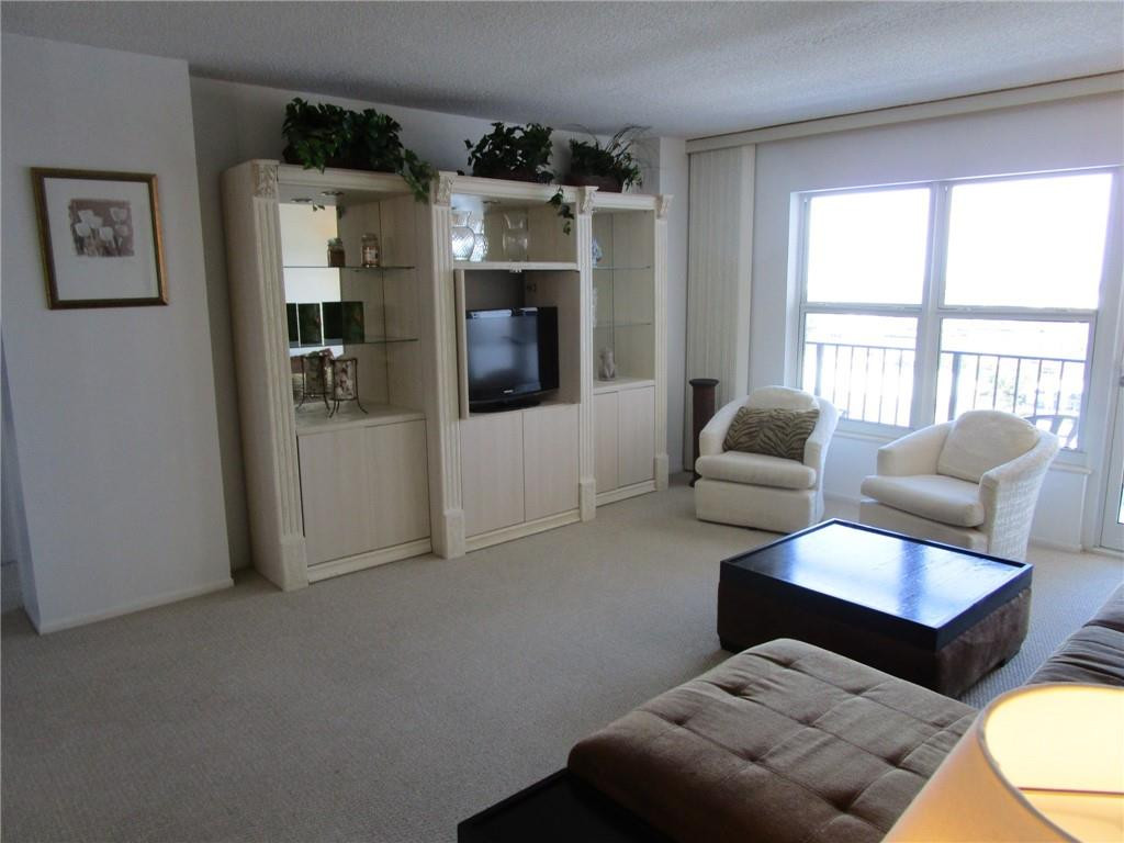 Parliament House Condo - Residential Lease