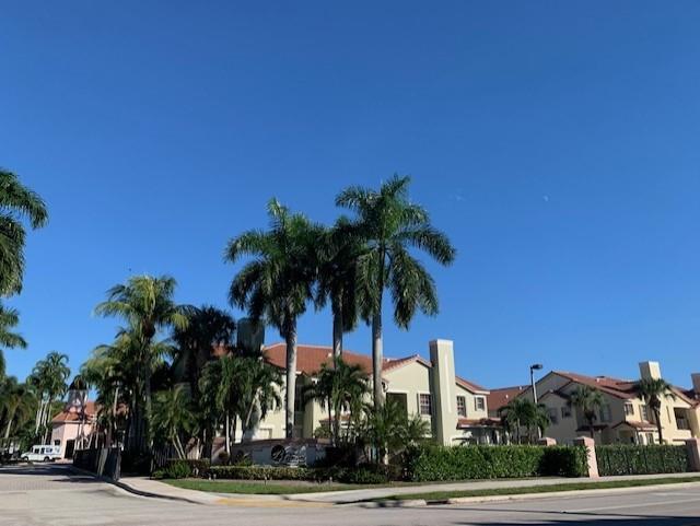 Residences of Belmont - Residential
