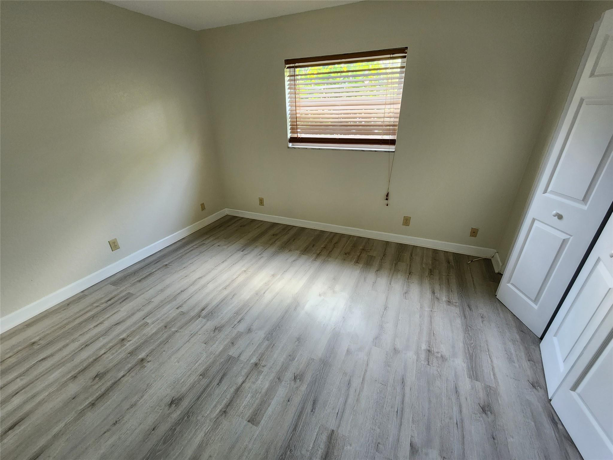 WILTON VILLAGE CONDO - Residential