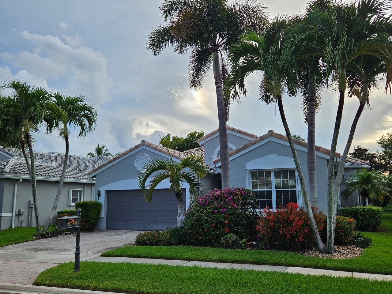 Investor special in the highly desirable Bellaggio community! This home offers breathtaking long lake views and endless potential for the right buyer. A full renovation and technical repairs are required, making this the perfect opportunity for investors, contractors, or buyers looking to customize and create value. Spacious layout has great bones and an unbeatable setting ready to be transformed into a stunning waterfront retreat. This is a rare chance to secure a property with incredible upside in one of the area's most sought-after active adult communities. Bring your vision and make this hidden gem shine!