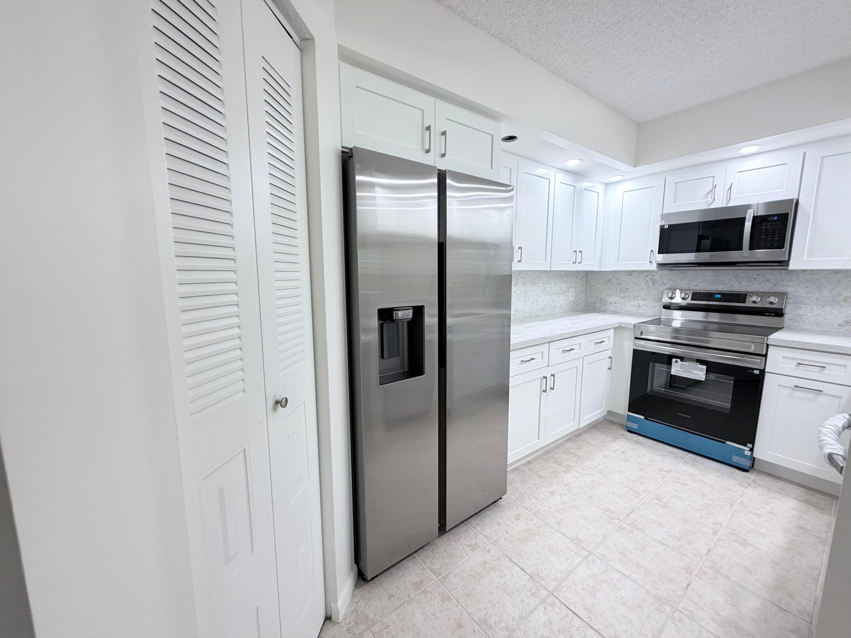 CAMBRIDGE AT CENTURY VILLAGE - Residential Lease