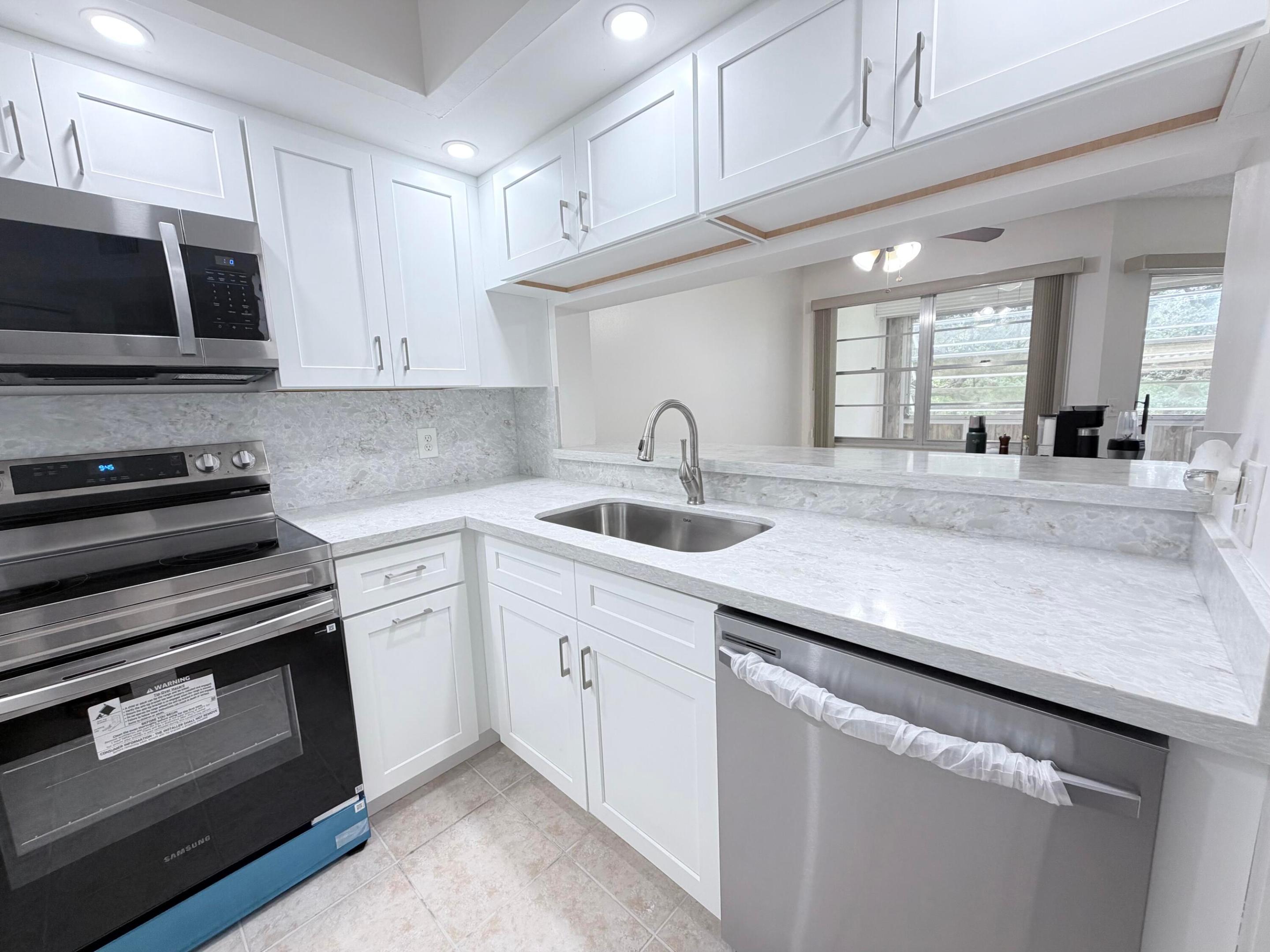 CAMBRIDGE AT CENTURY VILLAGE - Residential Lease