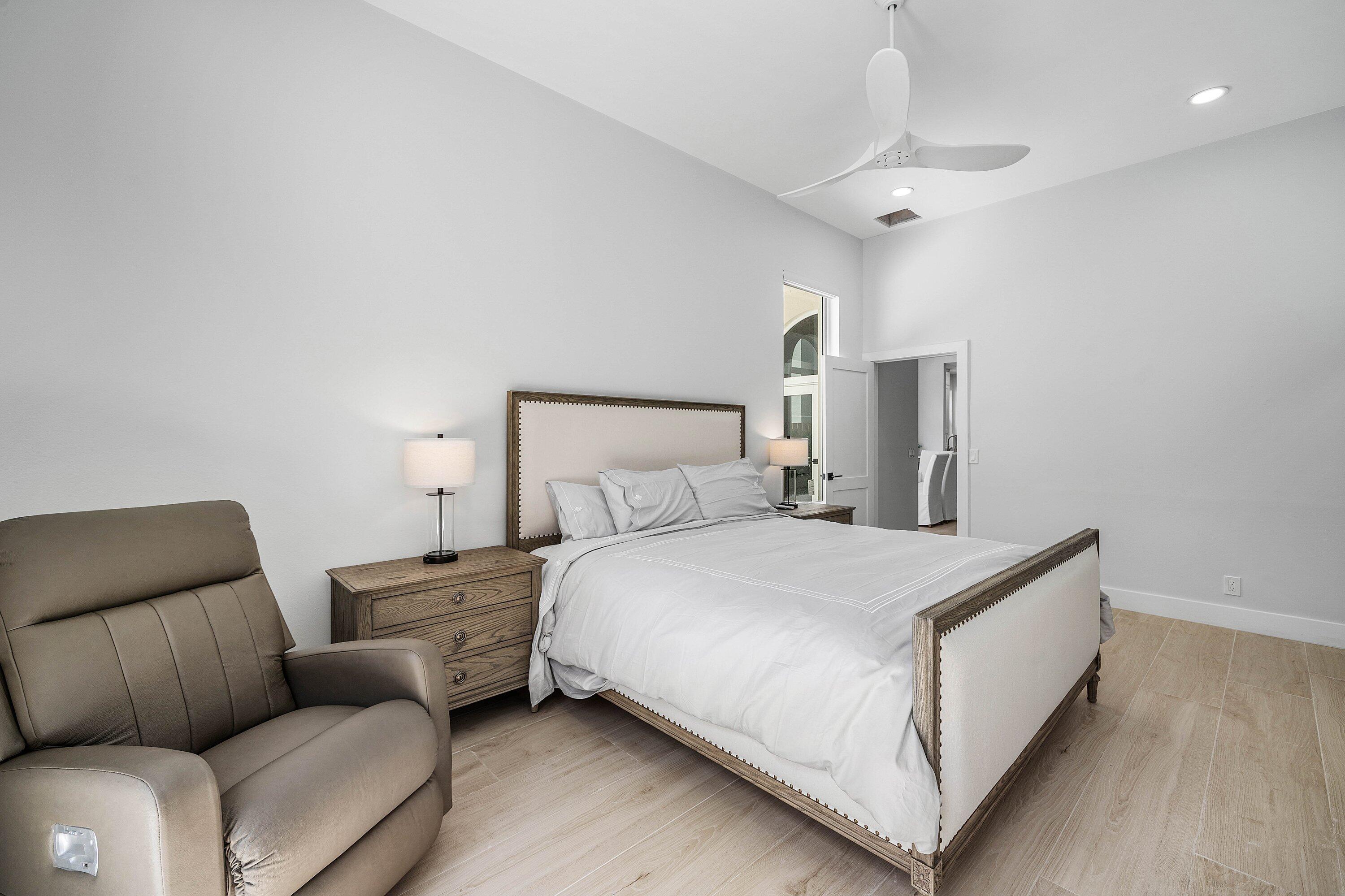 BANYANS OF ARVIDA COUNTRY CLUB - Residential