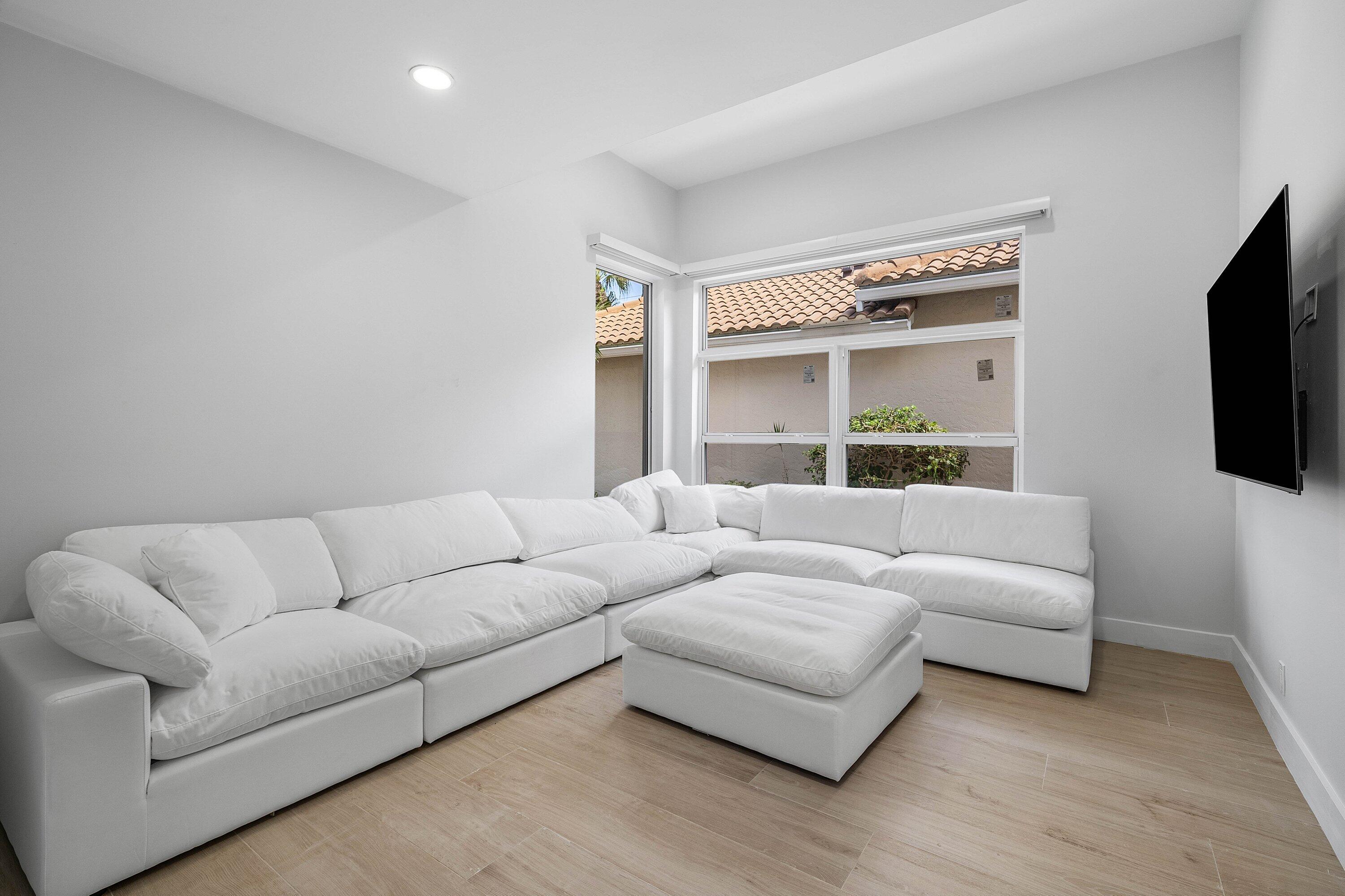 BANYANS OF ARVIDA COUNTRY CLUB - Residential