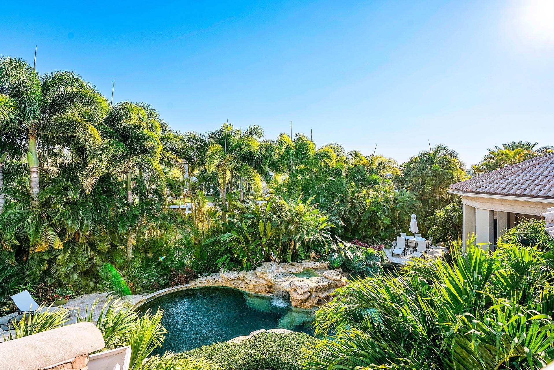 ROYAL PALM YACHT & COUNTRY CLUB - Residential