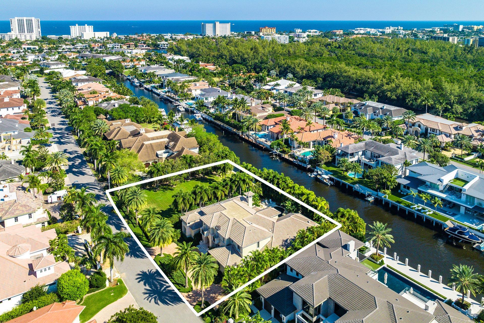 ROYAL PALM YACHT & COUNTRY CLUB - Residential