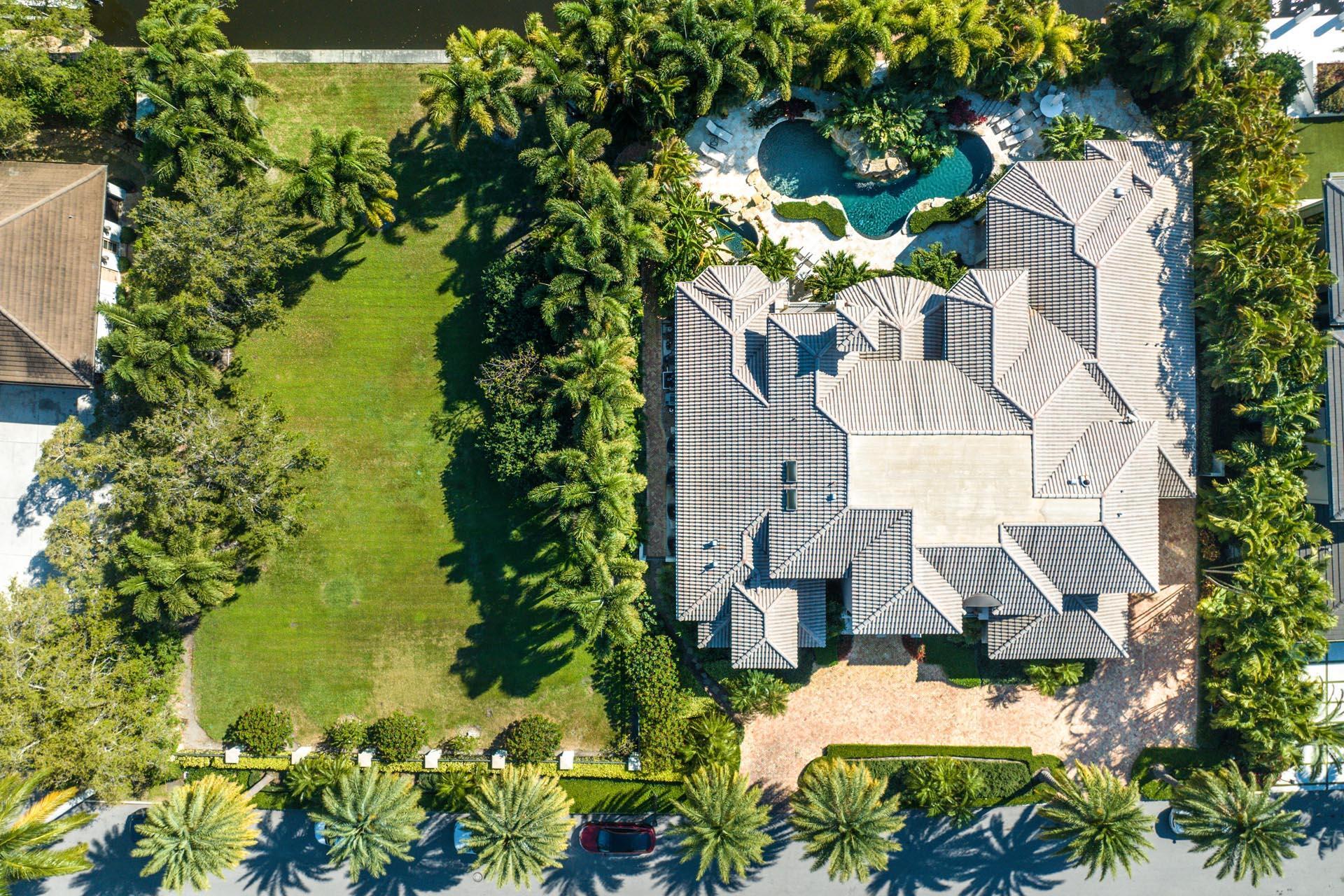 ROYAL PALM YACHT & COUNTRY CLUB - Residential