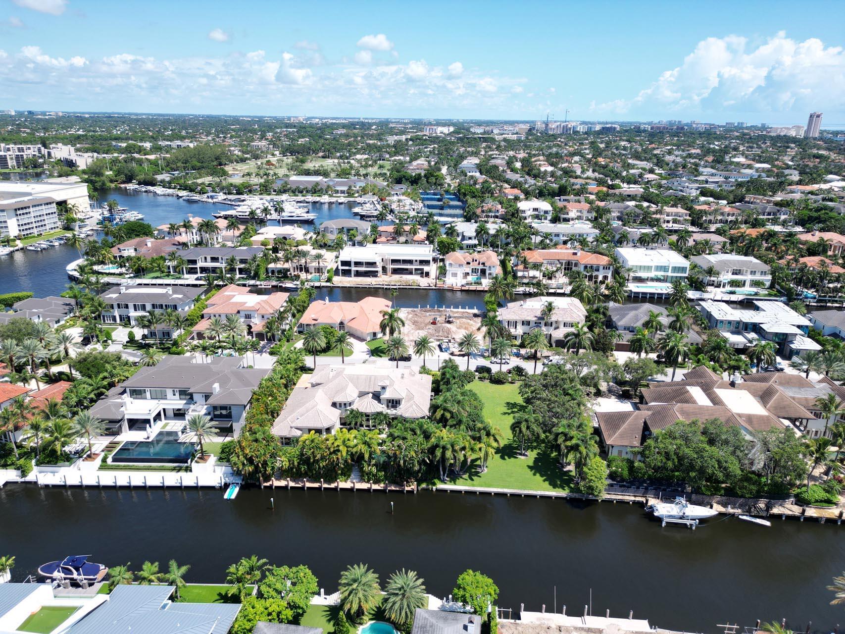 ROYAL PALM YACHT & COUNTRY CLUB - Residential