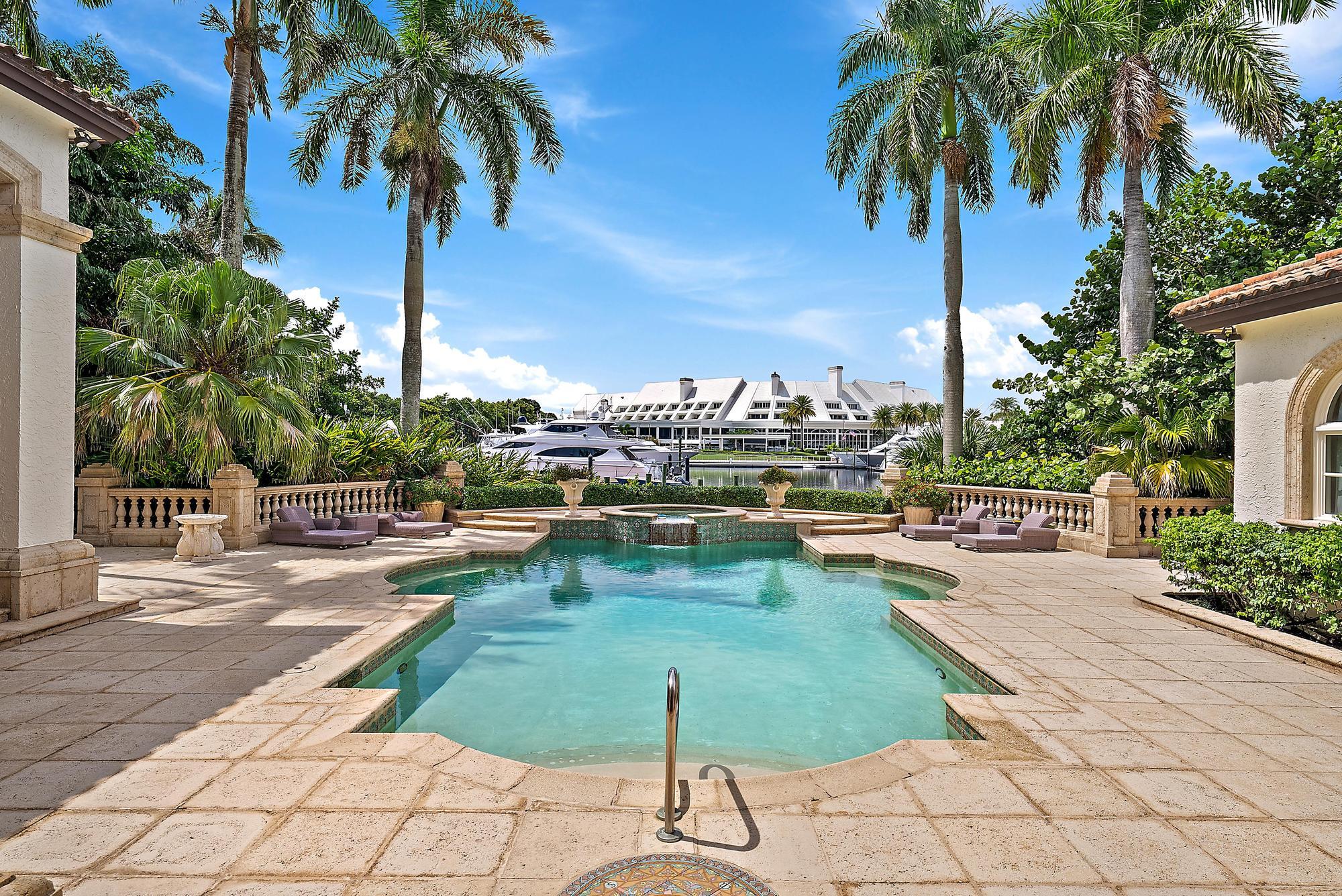 Admirals Cove - Residential