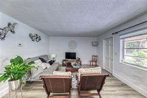 ELDORADO PLAZA WEST - Residential