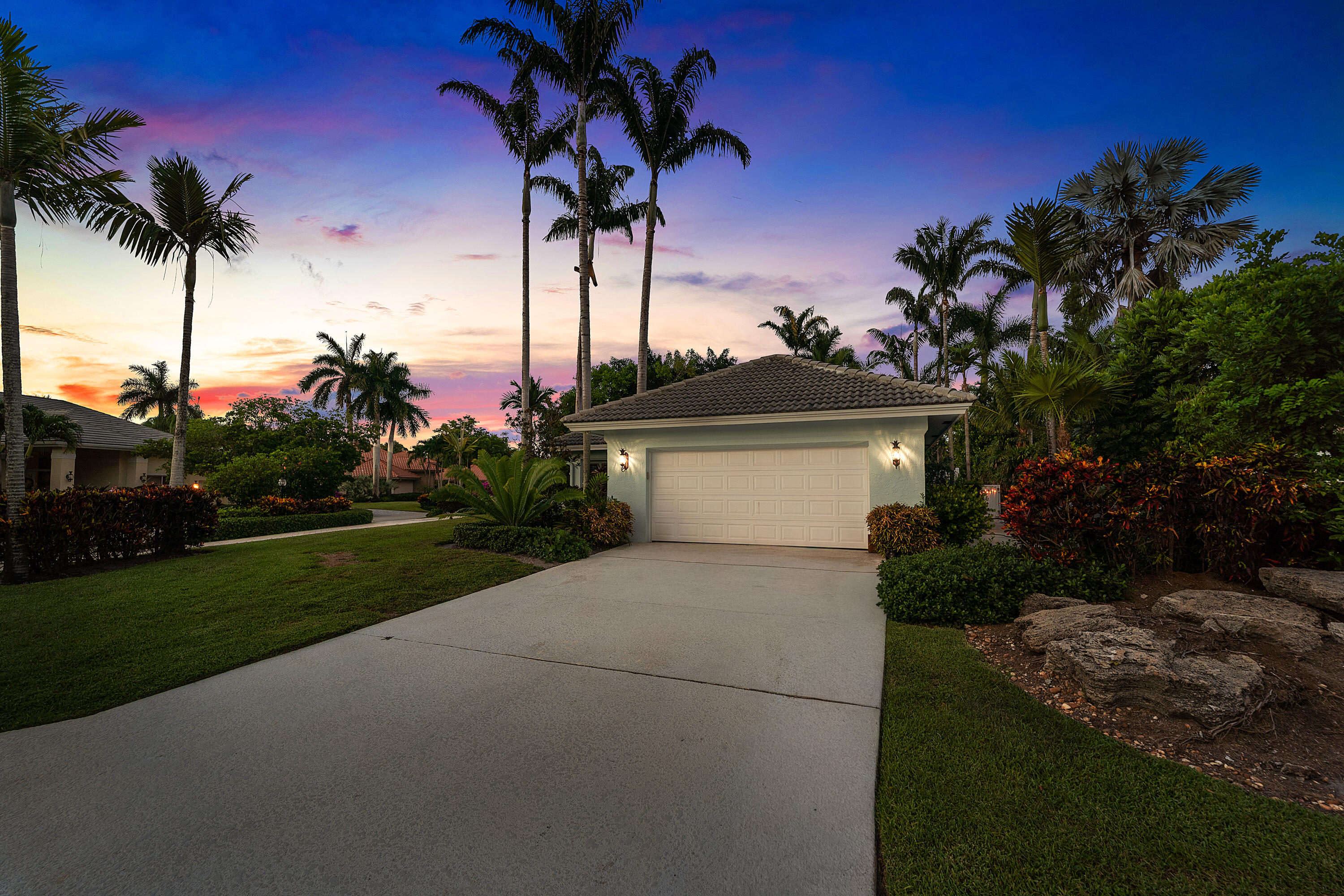 DELRAY DUNES PARCEL 8 - Residential