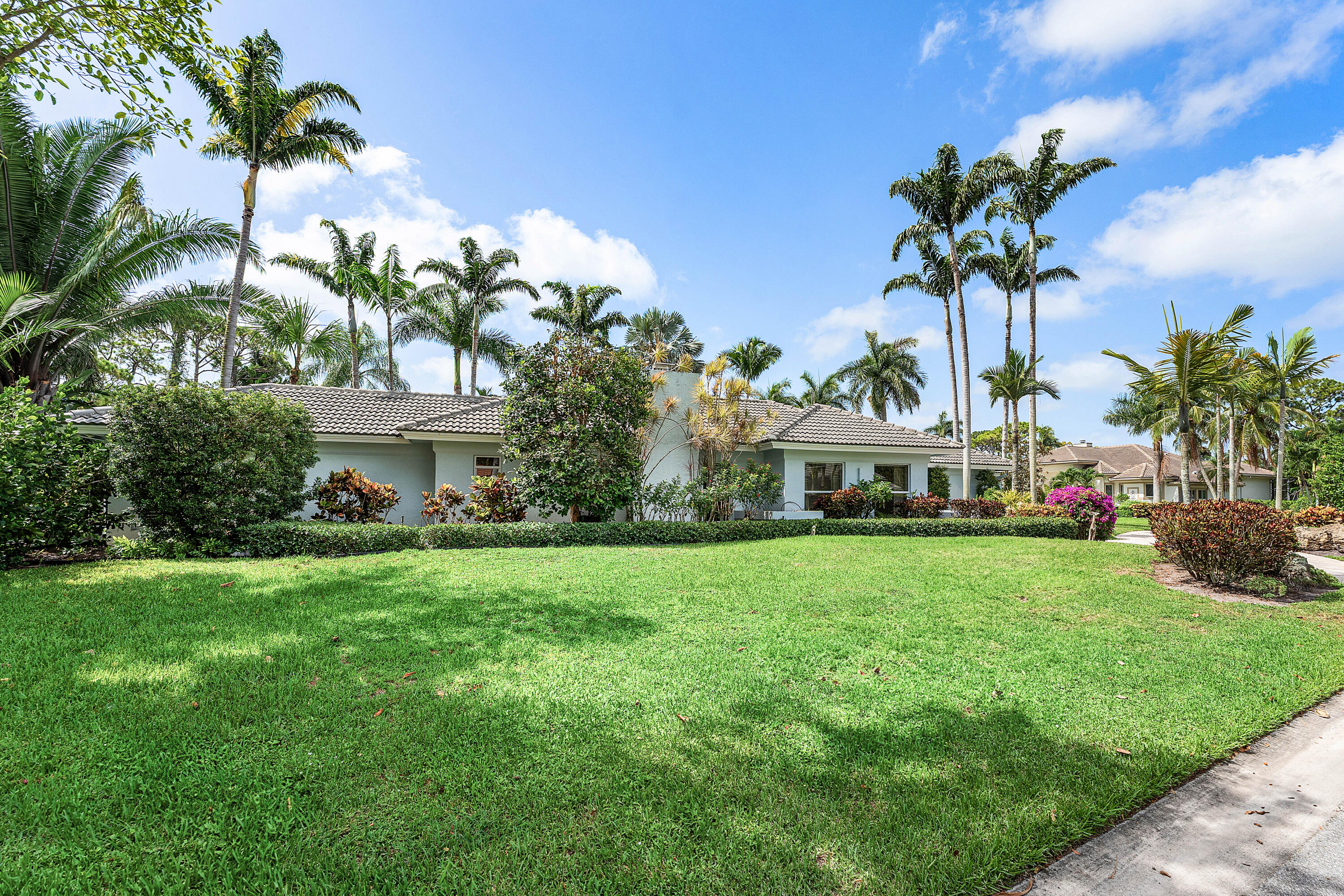 DELRAY DUNES PARCEL 8 - Residential