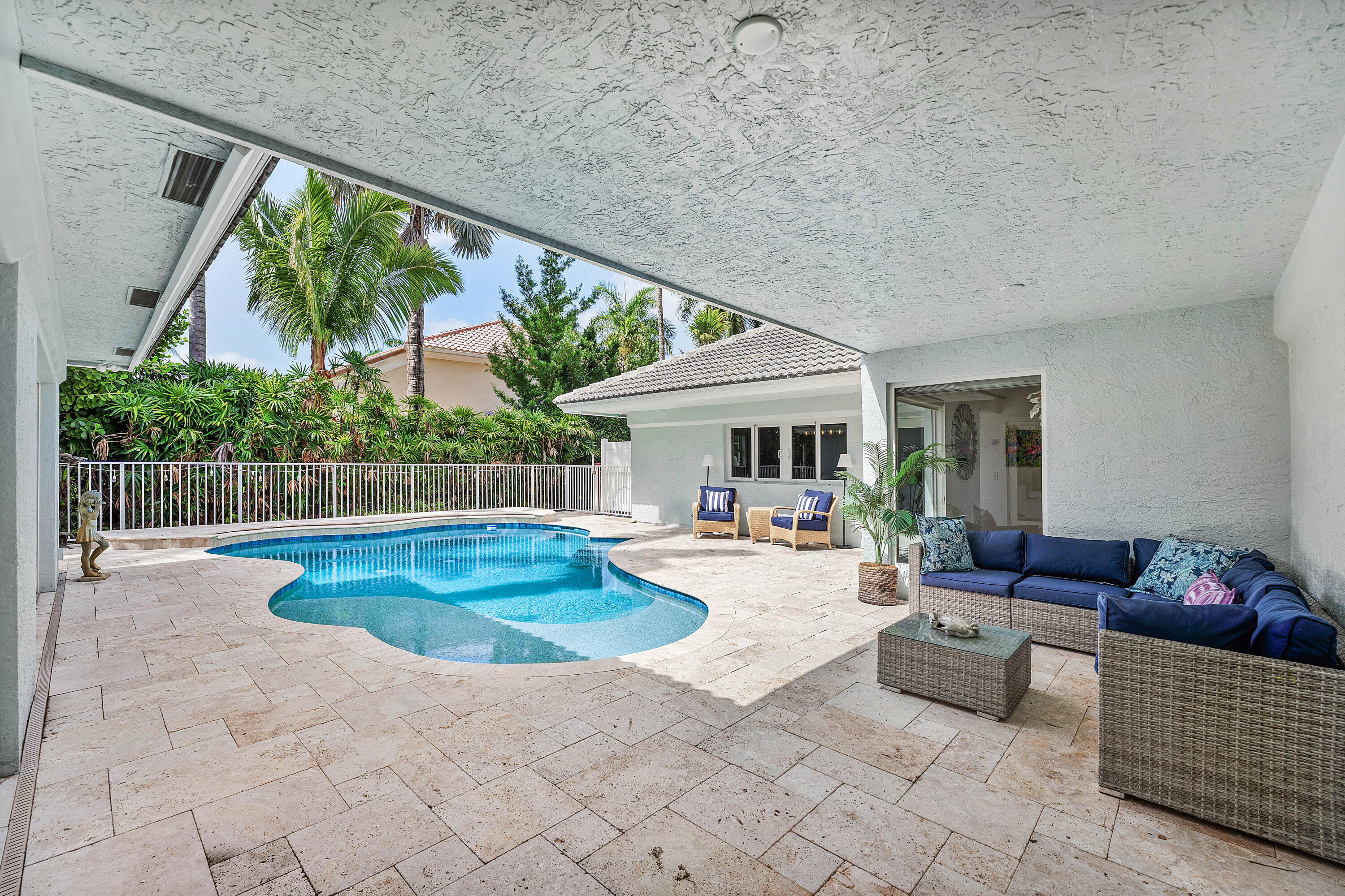 DELRAY DUNES PARCEL 8 - Residential