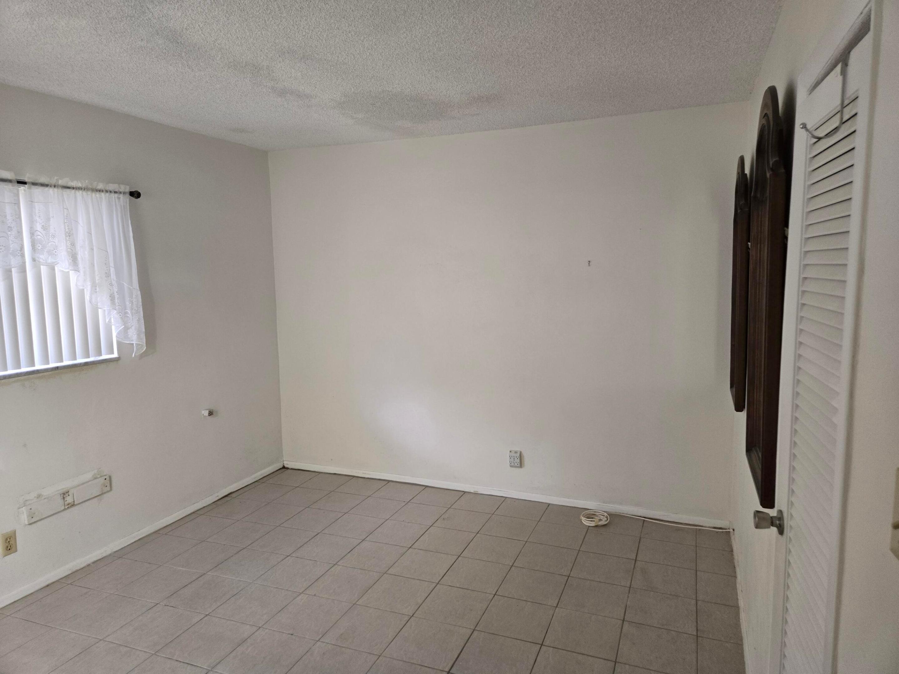 MAINLANDS OF TAMARAC LAKES - Residential