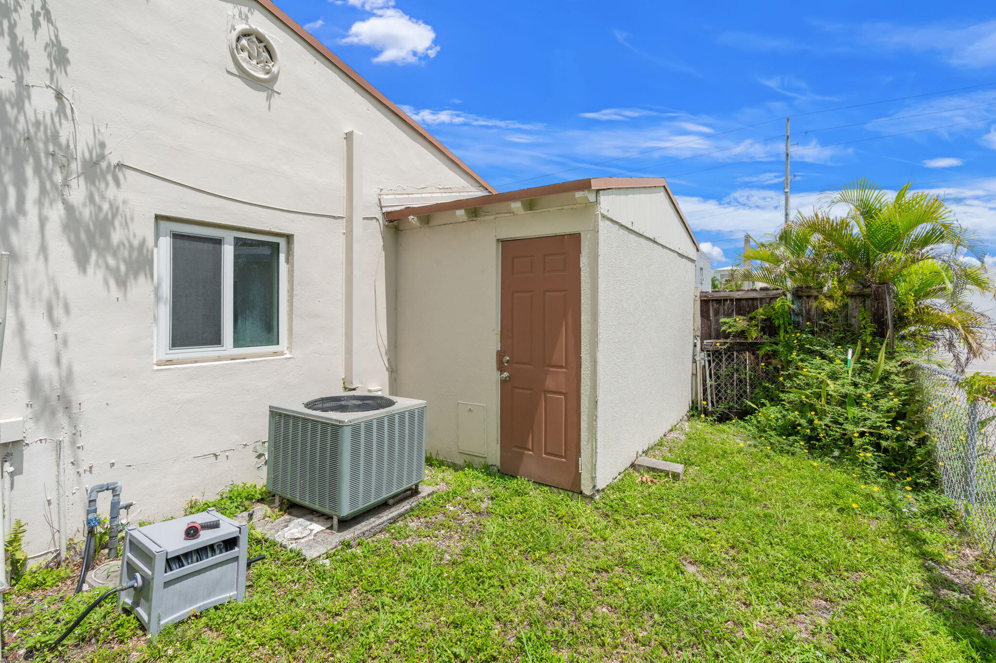 SUNNYSIDE ESTATES - Residential