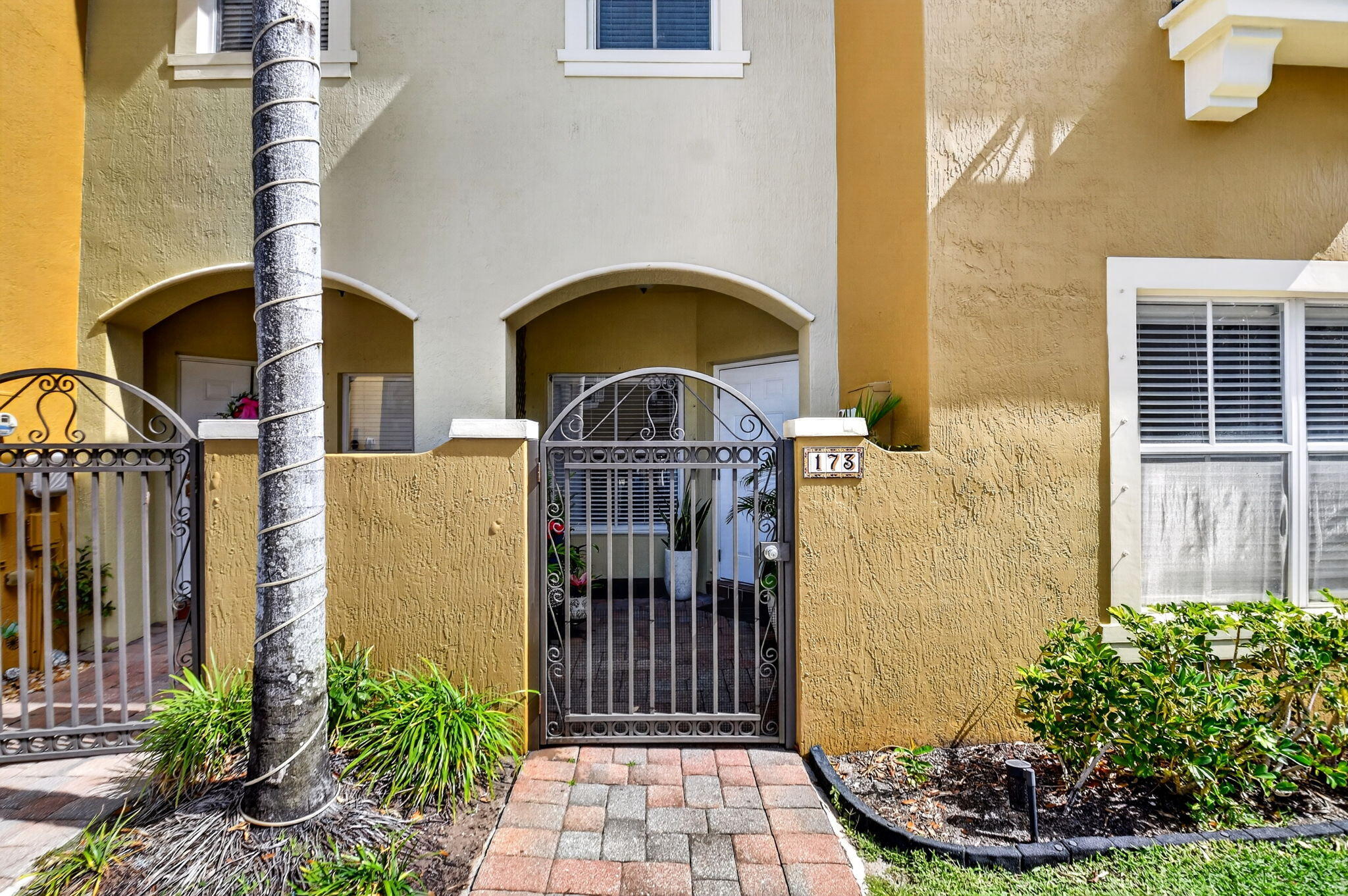 Welcome to this completely renovated 3-bedroom, 2.5-bathroom townhouse offering over 1,500 square feet of impeccably designed living space. Every detail has been thoughtfully updated for modern living. Step outside to your private, fully fenced back patio featuring beautiful custom decking—the perfect oasis for entertaining guests or unwinding after a long day. Enjoy absolute peace of mind with a brand-new metal roof (installed late 2025) and the benefits of a highly coveted, well-managed community with remarkably low HOA fees. This secure, gated neighborhood is incredibly pet-friendly and includes a sparkling community pool, an outdoor workout area, and a private playground. Turnkey and ready to be called home in Monterey Bay!