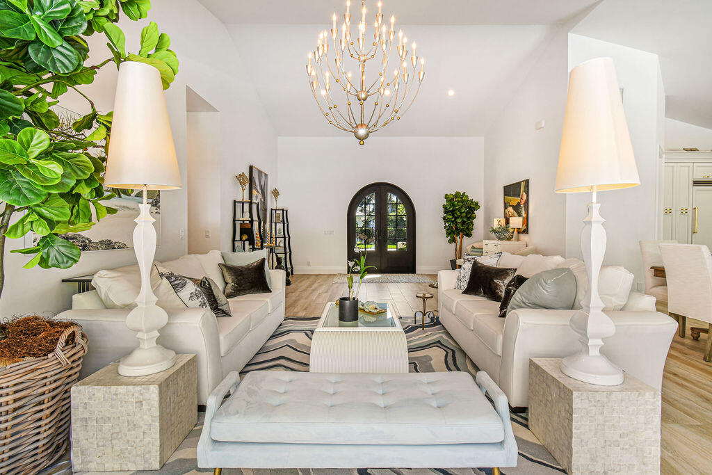 JUPITER INLET BEACH COLONY - Residential