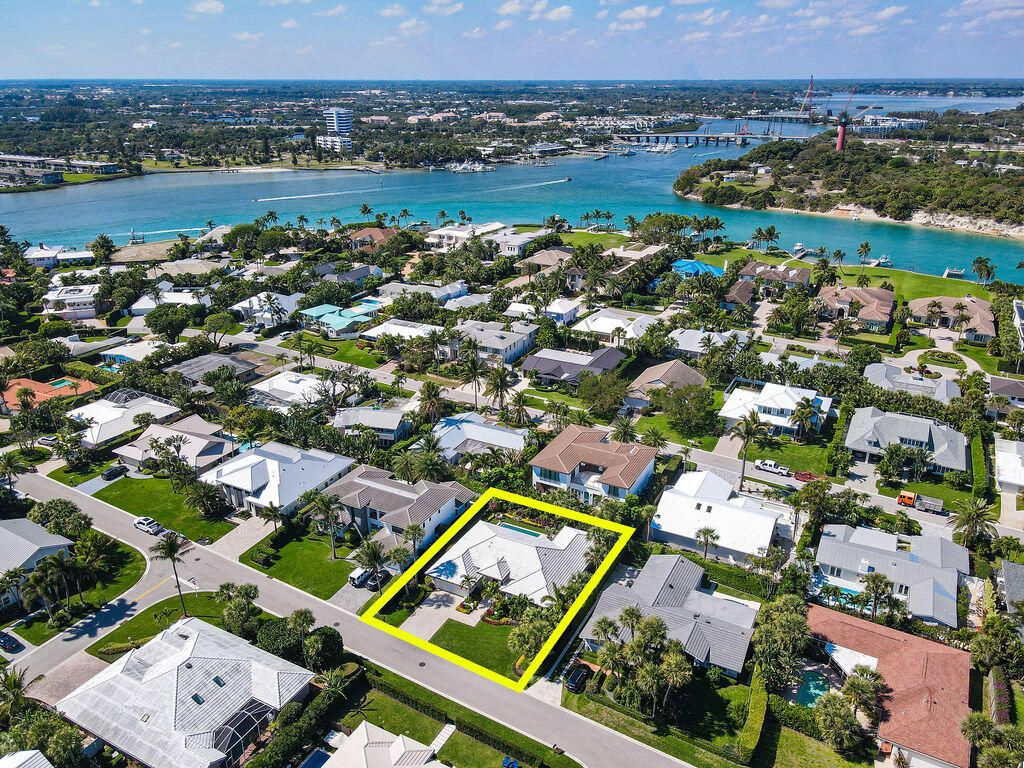 JUPITER INLET BEACH COLONY - Residential