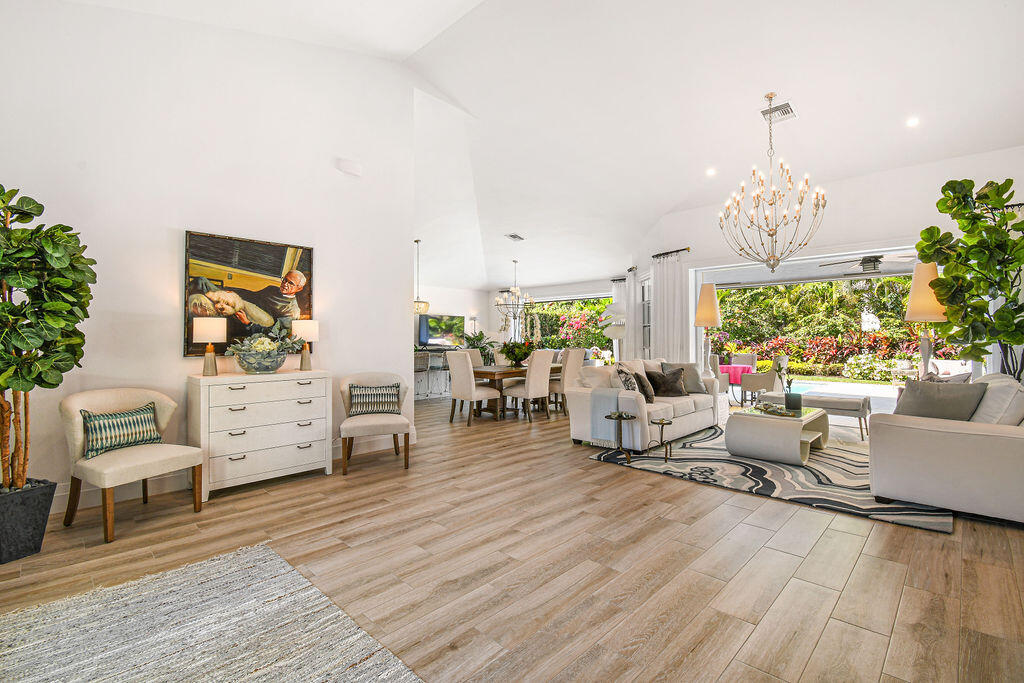 JUPITER INLET BEACH COLONY - Residential