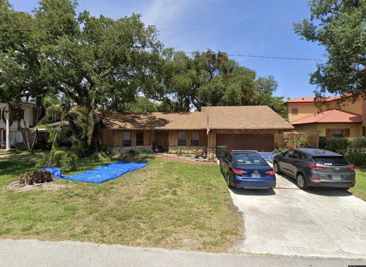PALM BEACH FARMS CO 10 - Residential