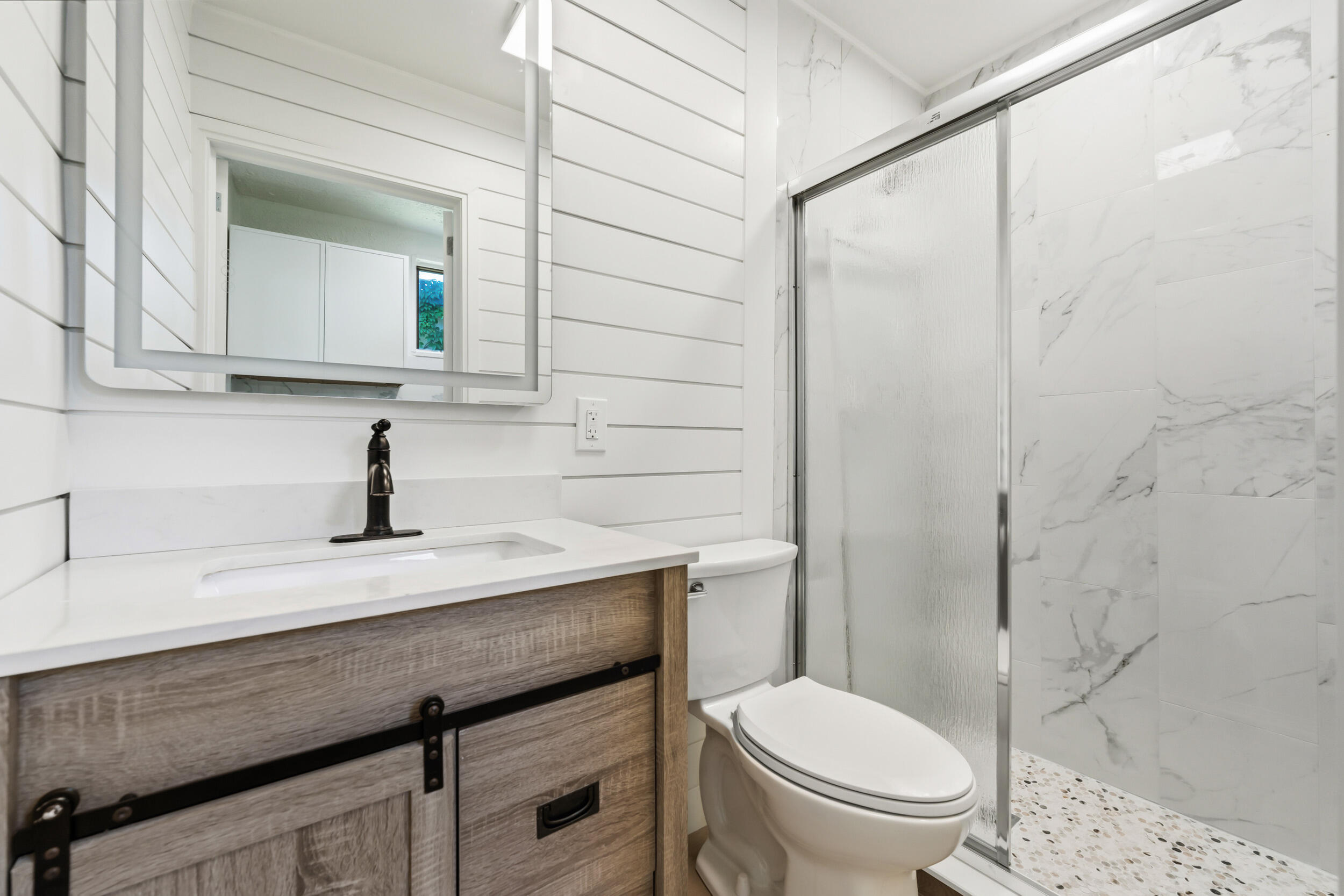 FOREST RIDGE PARK - Residential Lease