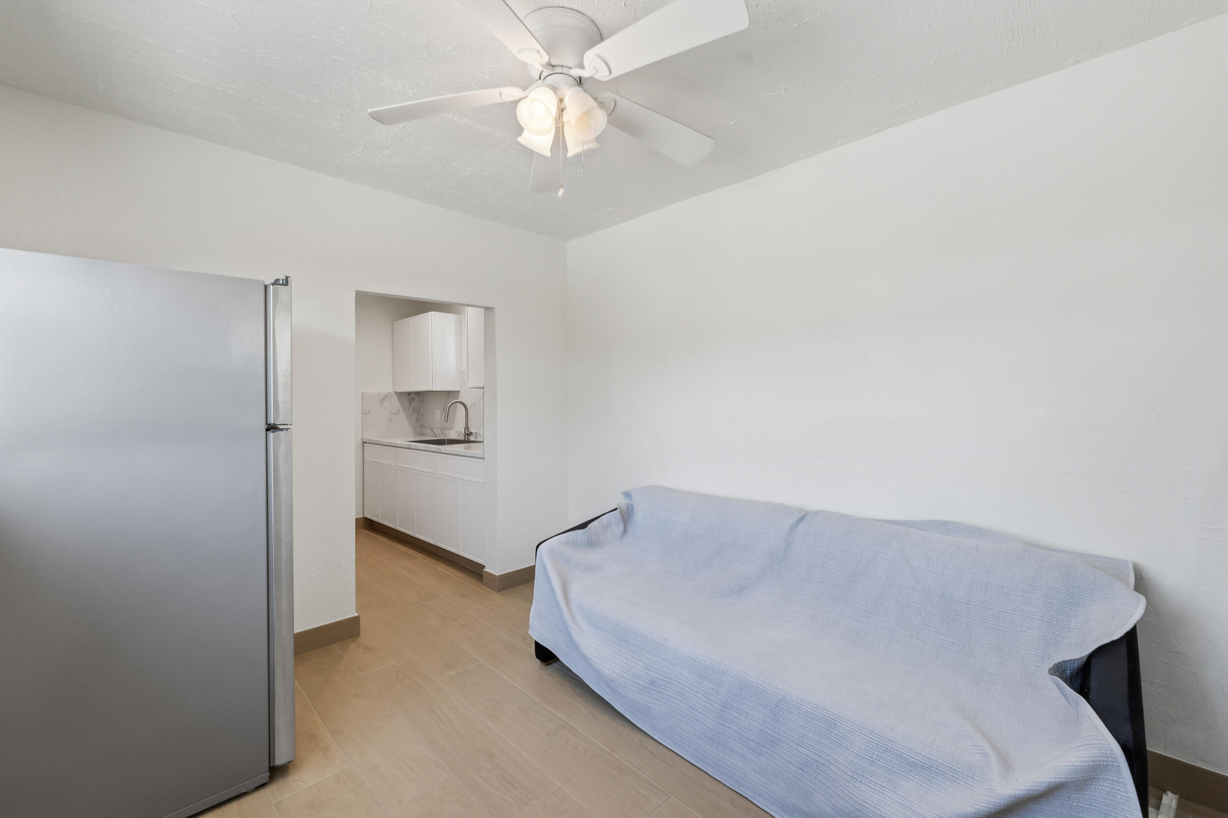 FOREST RIDGE PARK - Residential Lease