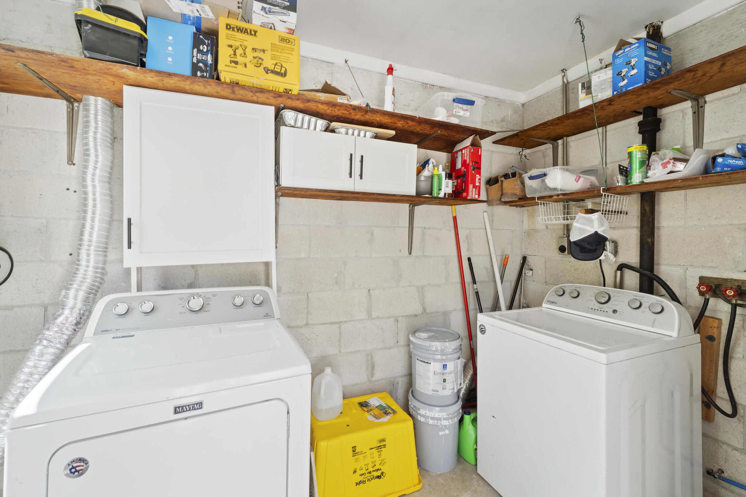 FOREST RIDGE PARK - Residential Lease