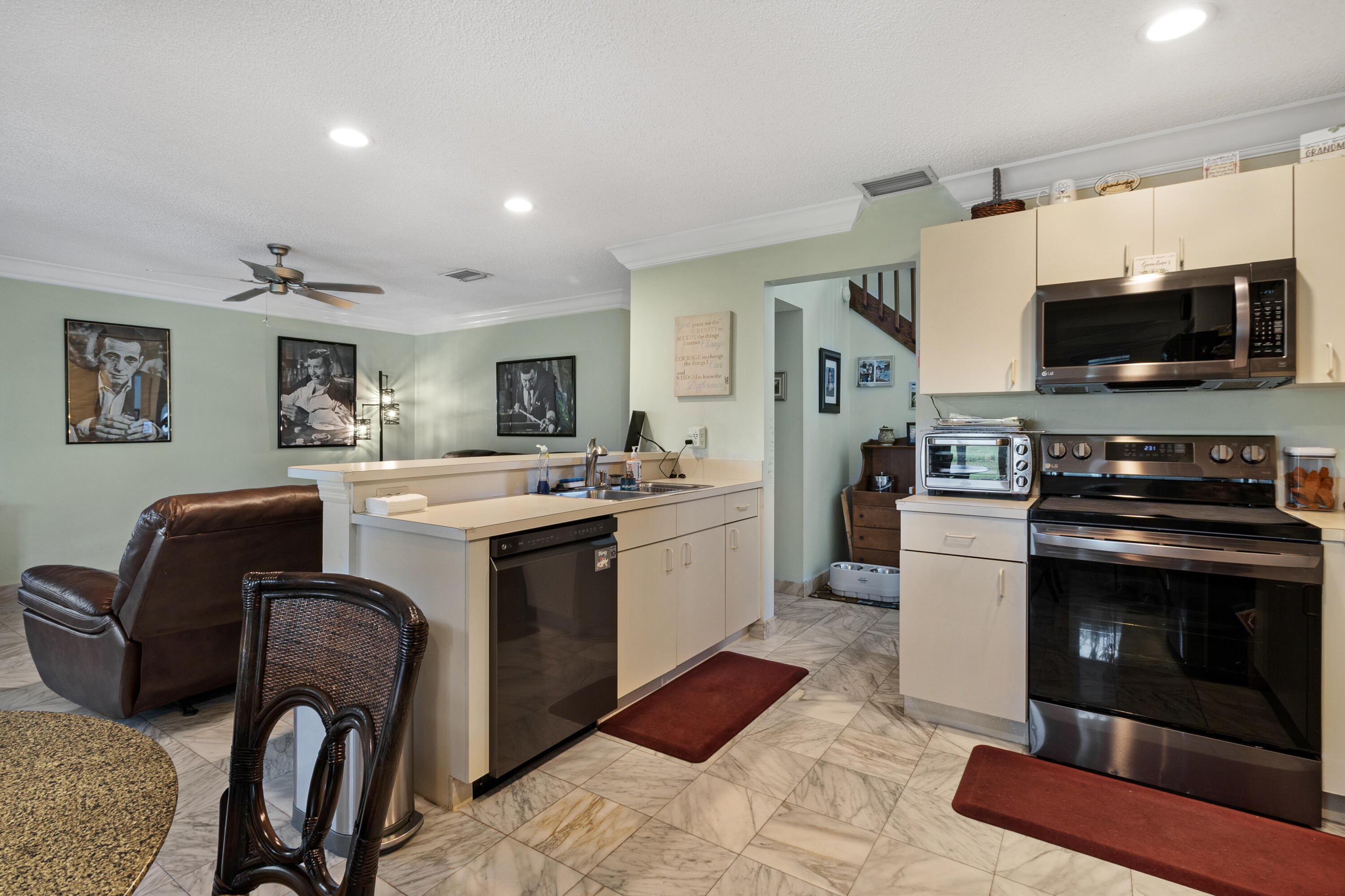 WINSTON PARK SECTION ONE - Residential