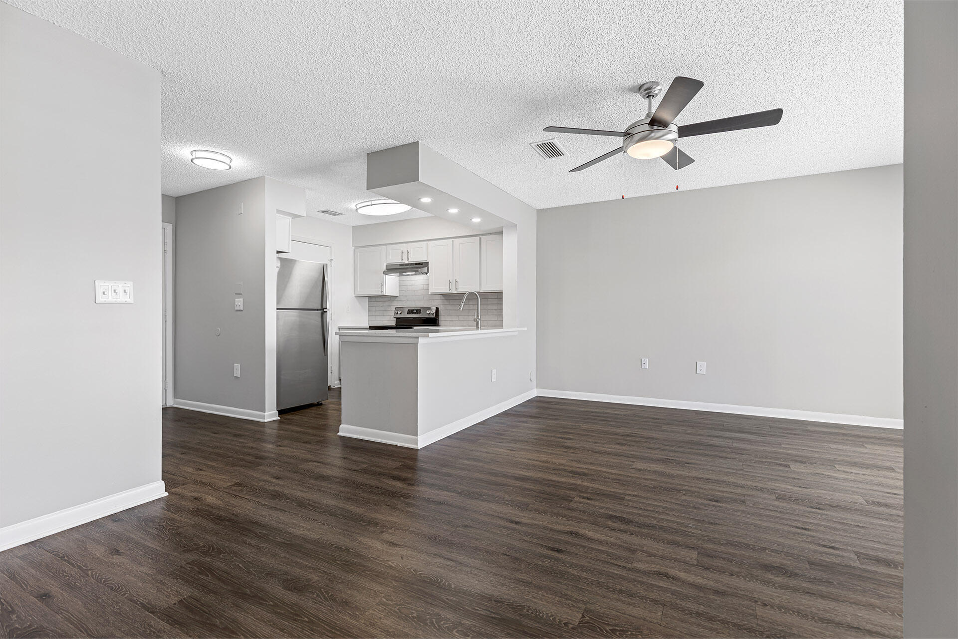 Town Aventura - Residential Lease