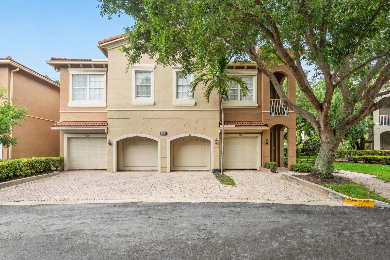 This spacious 3 bedroom 2 bathroom condo offers a bright open floor plan with modern finishes, a spacious kitchen and covered patio perfect for enjoying South Florida living. Located in a gated community with resort style amenities, including a pool, fitness center and clubhouse. Just minutes from world-class golf, beaches, shopping at The Gardens Mall, dining and easy access to all major highways.