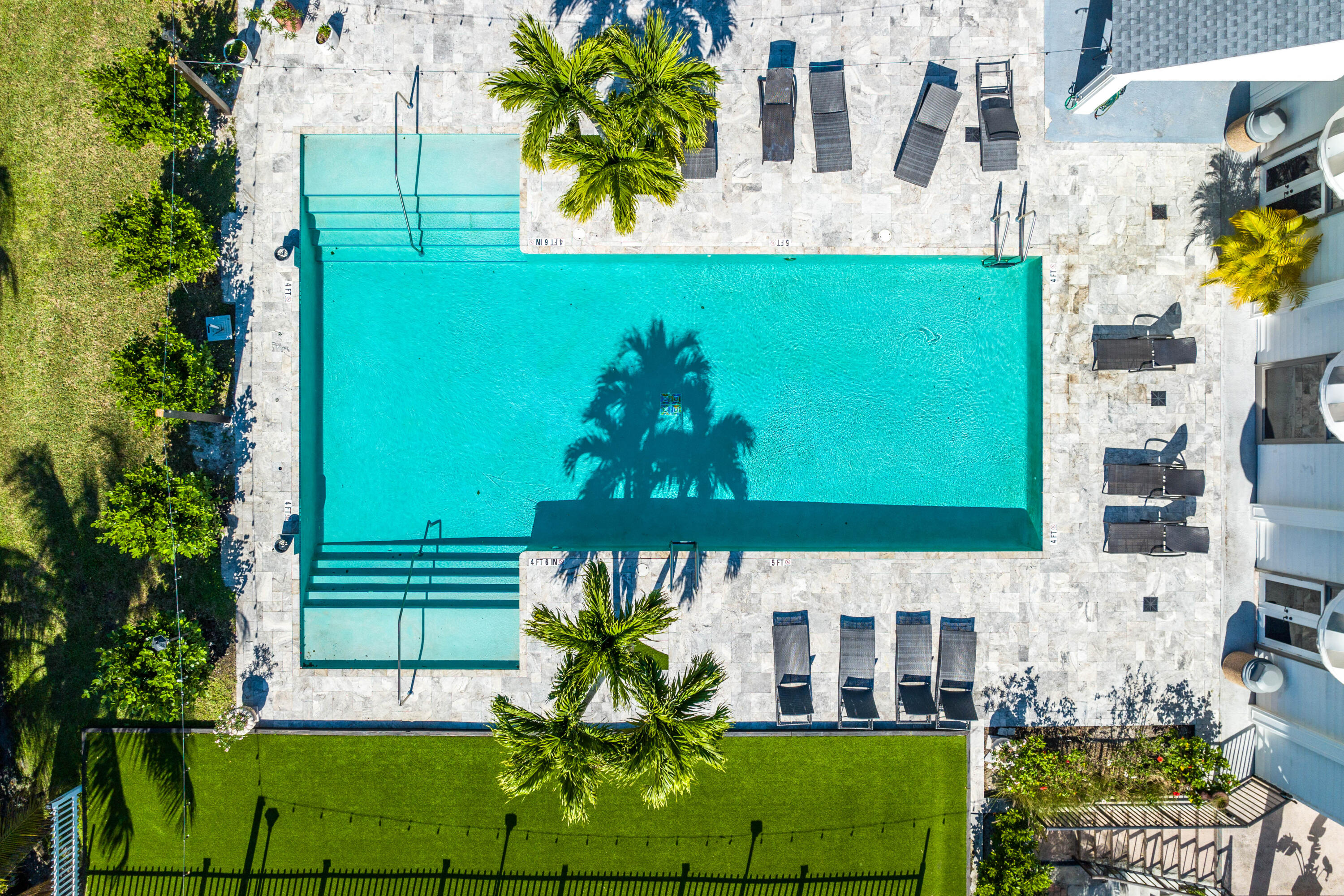Bagattelle Condo - Residential
